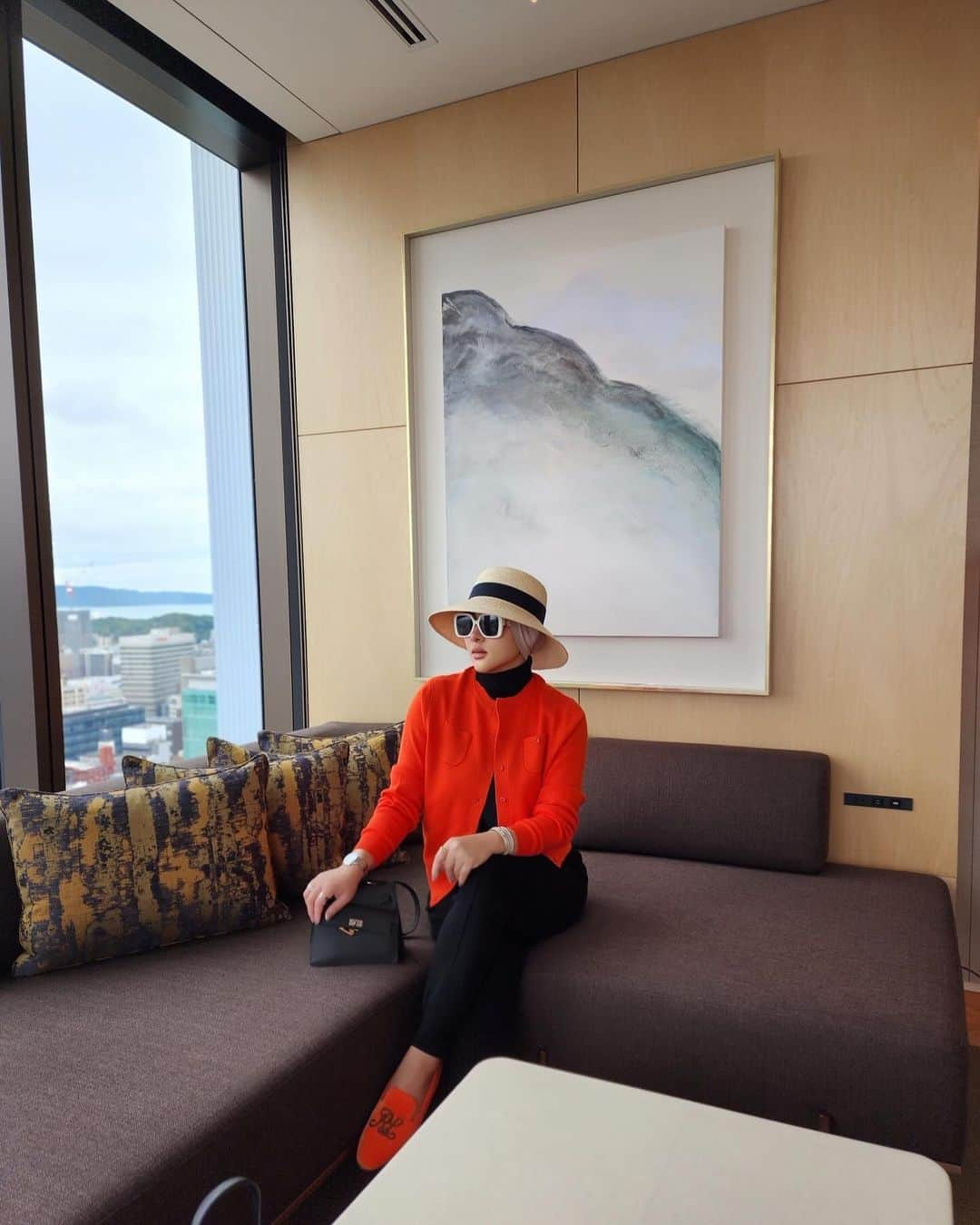 Syahriniさんのインスタグラム写真 - (SyahriniInstagram)「•  ~ Still Unpredictable Weather ln Tokyo But Summer is Over ~  _________________ ~𝓢𝓨𝓡~ _________________  #PrincesSyahrini #Tokyo_October2023」10月24日 19時35分 - princessyahrini