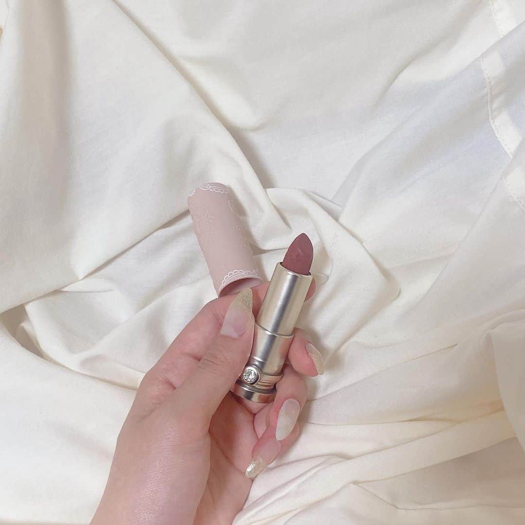 上田美夢のインスタグラム：「💄🎀」