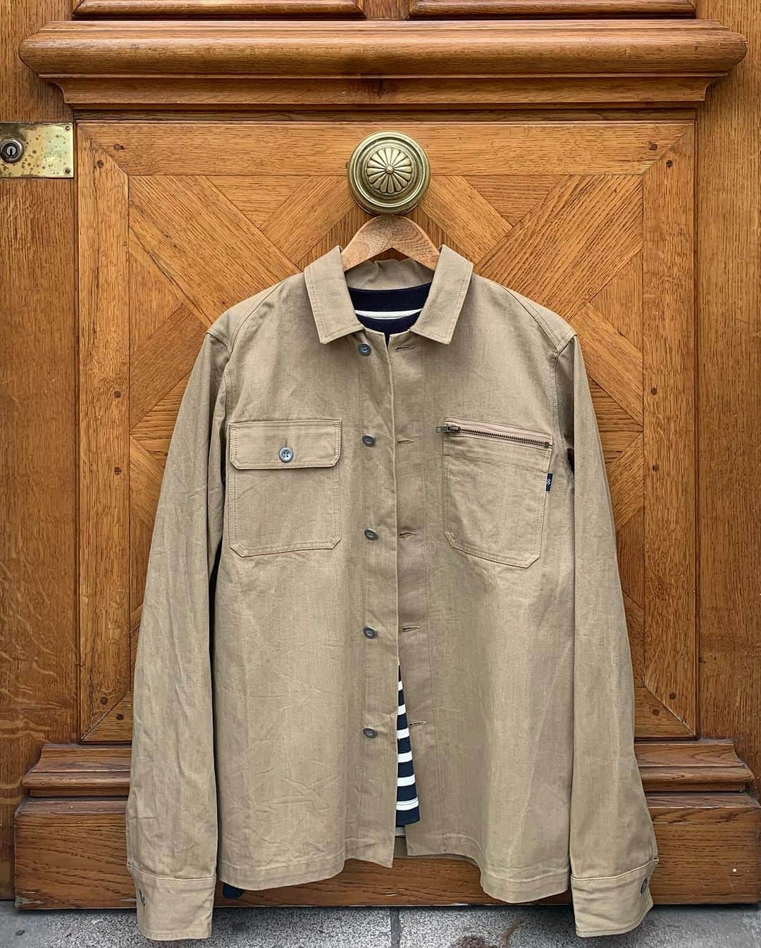ブルー ドゥ パナムのインスタグラム：「➡️ BDP. "sur-chemise" FW.23 ➡️ Base matière : Denim japonais 10oz.  ➡️ Confection : Made in Paname - 75011  #parisientetedechienparigottetedeveau #madeinparis」