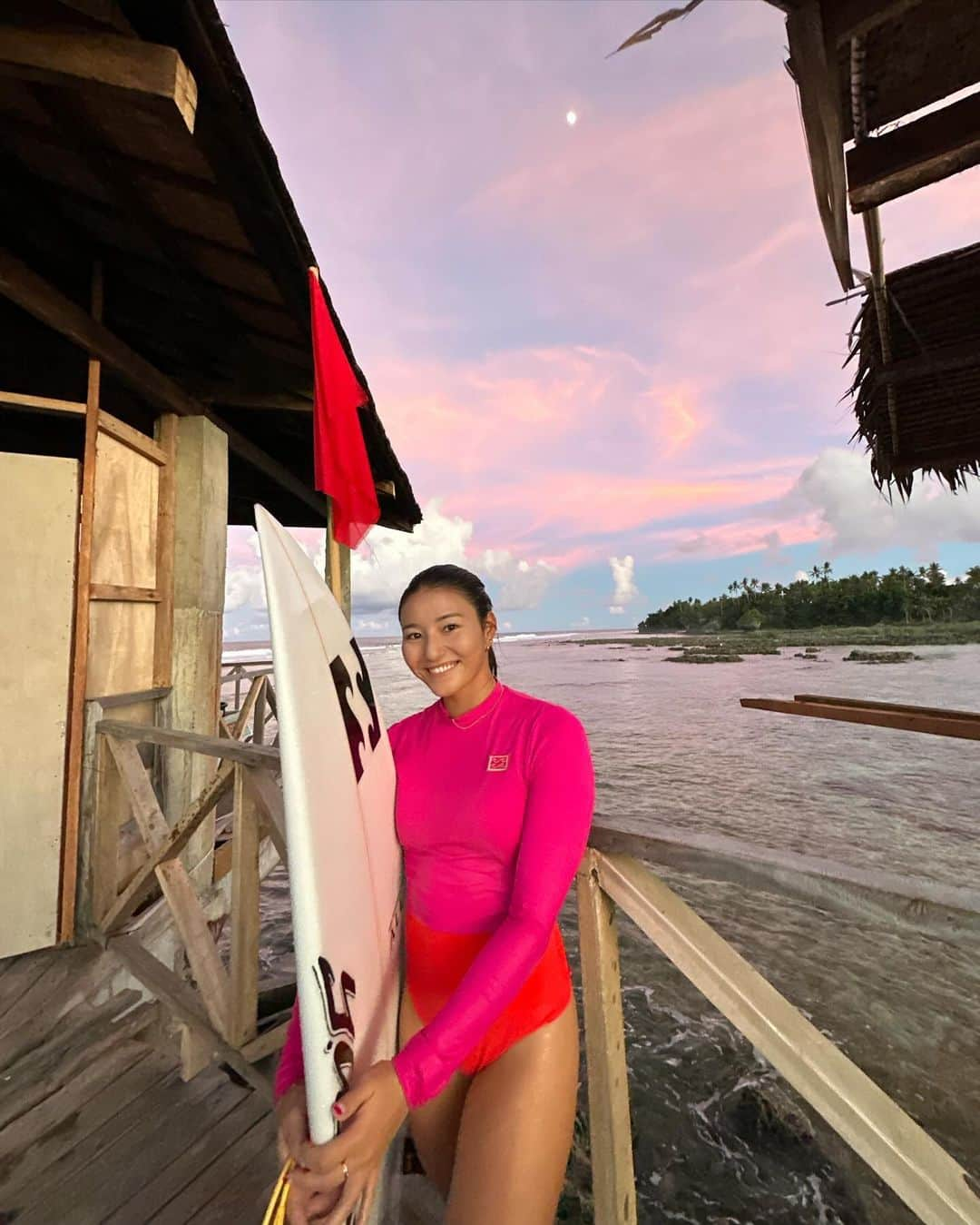 松田詩野さんのインスタグラム写真 - (松田詩野Instagram)「First time in Siargao🇵🇭  already love here💕🌴 #philippines #cloud9 #surf #surfing」10月24日 20時28分 - shinomatsuda