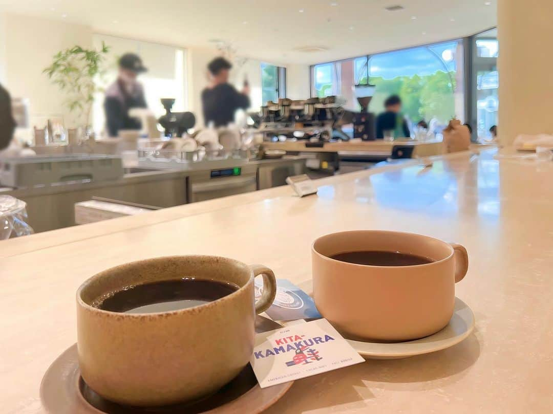 みゆこのインスタグラム：「先週末も美味しい珈琲を求めてカフェへ🥰 恵比寿のVERVE COFFEEいってきたよ🥰 ⁡ 深煎り求めて行ったけど、 ここは浅煎りメインだった♡🤭 唯一深め？のKITAKAMAKURAを💭笑 ⁡ 六本木で飲んだ時も美味しかったんだ☺️ ⁡ ⁡ 📍VERVE COFFEE ROASTERS恵比寿 〒150-0013 東京都渋谷区恵比寿4丁目20番 恵比寿ガーデンプレイス ⁡ ⁡ #東京カフェ巡り#東京カフェ#恵比寿#恵比寿カフェ#恵比寿ガーデンプレイス#美味しいコーヒー#こだわりカフェ#ホットコーヒー#ドリップコーヒー#☕️#コーヒー好き#東京散歩#都内デート#カフェデート#深煎り#深煎りコーヒー#vervecoffee#vervecoffeeroasters #KITAKAMAKURA」