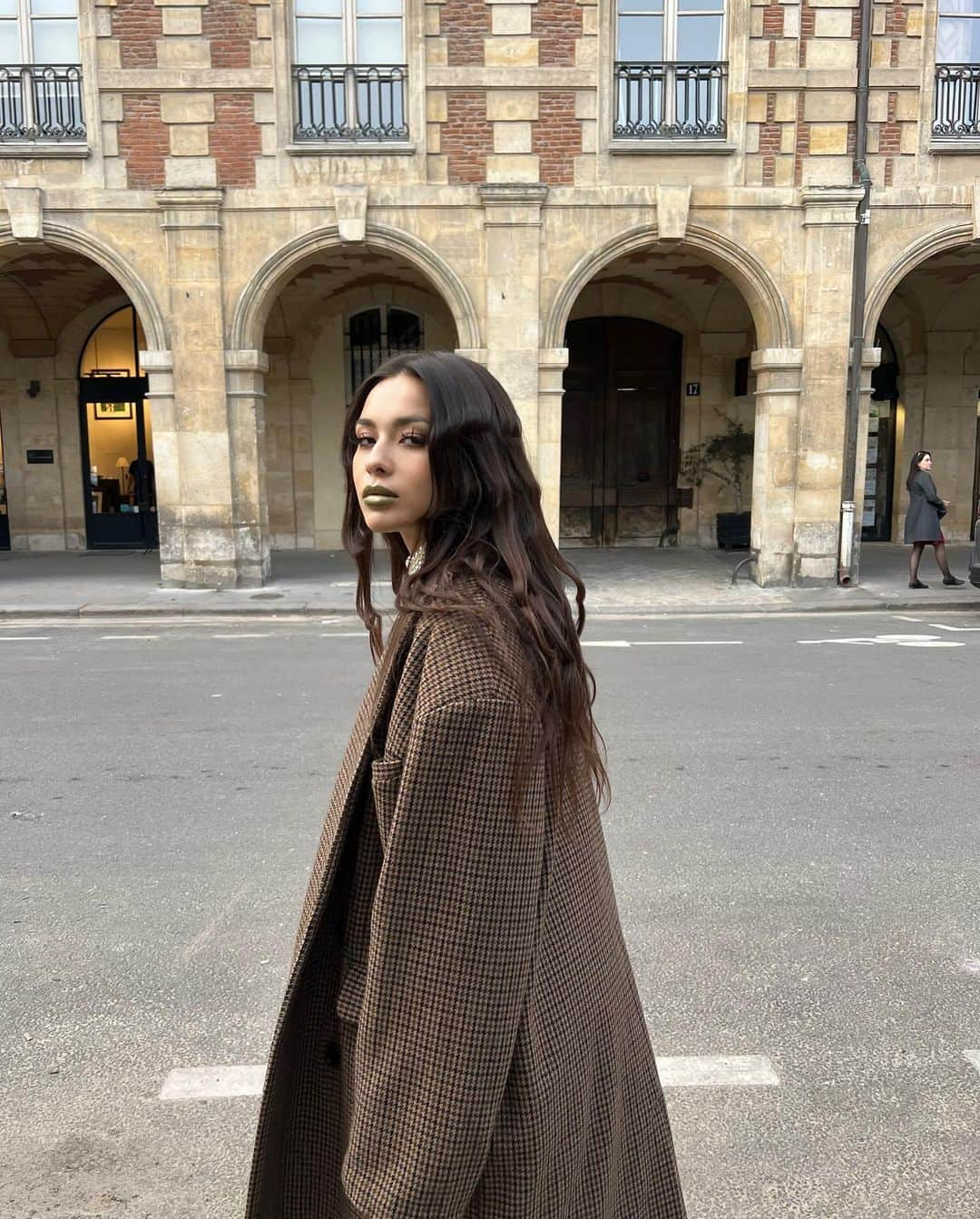 Diana Korkunovaさんのインスタグラム写真 - (Diana KorkunovaInstagram)「late october in Paris」10月24日 20時58分 - diana_korkunova