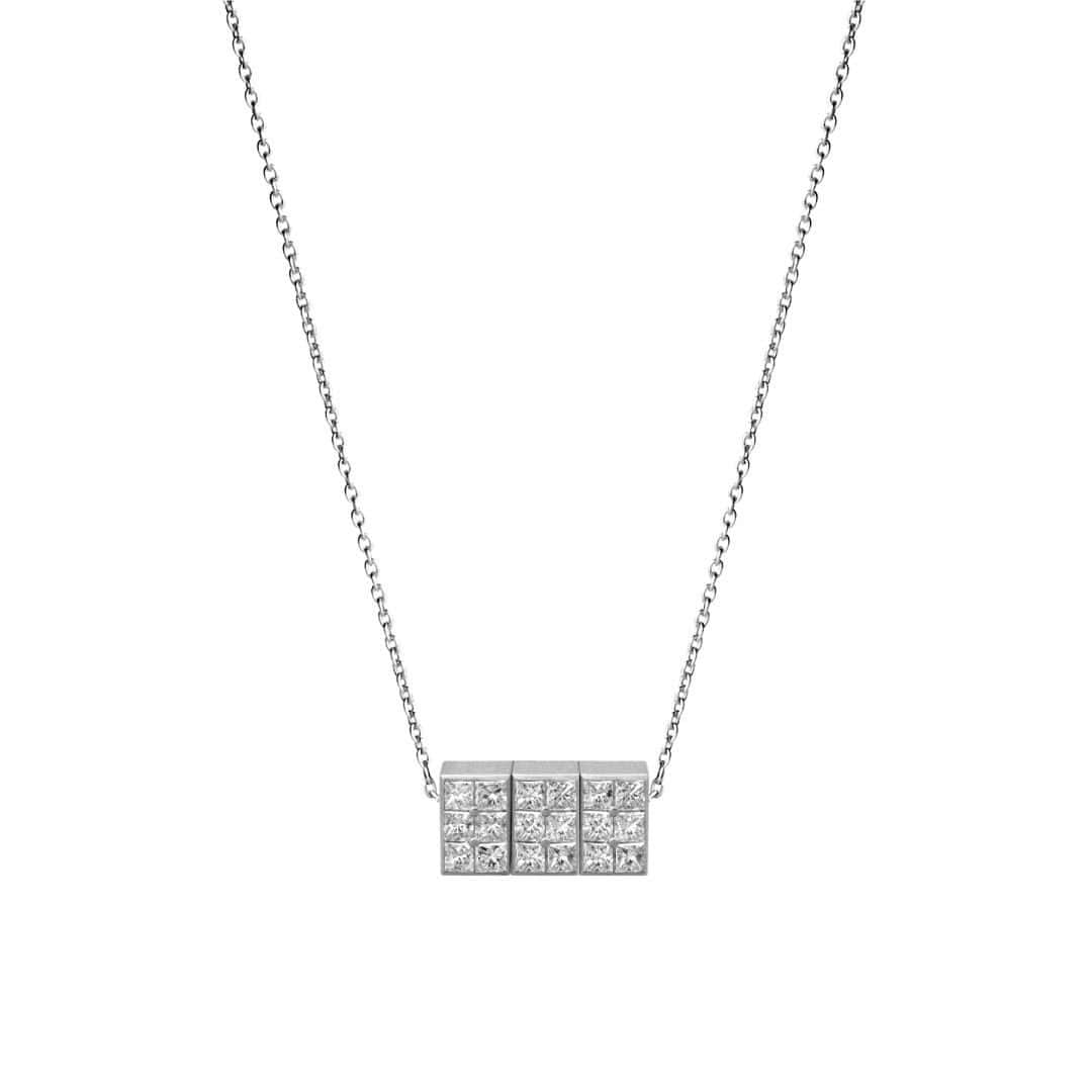 SHIHARAのインスタグラム：「#ShiharaPassage Cube Necklace with diamonds.  #Shihara」