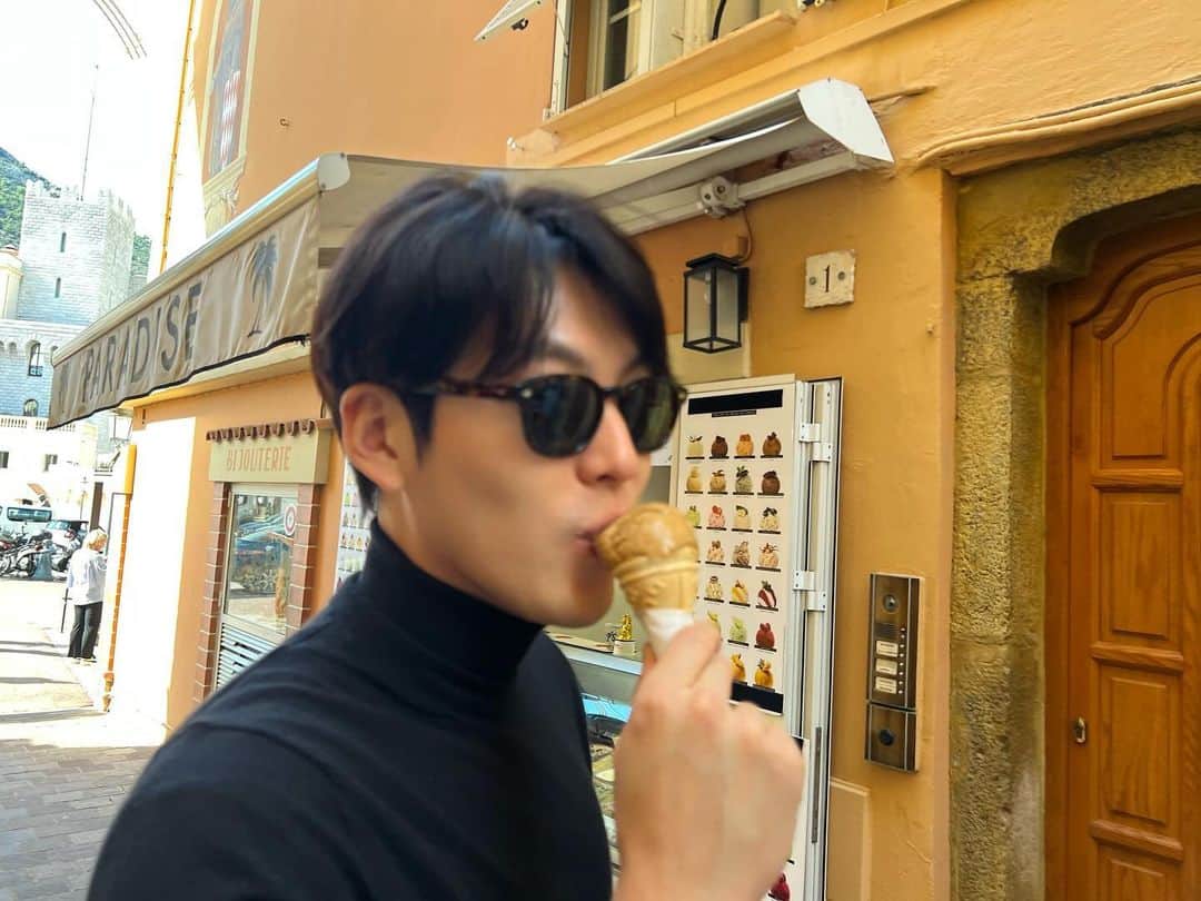 キム・ウビンのインスタグラム：「🍦」