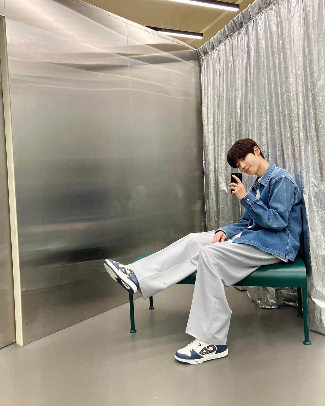 ファン・インヨプさんのインスタグラム写真 - (ファン・インヨプInstagram)「@Dior @MrKimJones #Dior #DiorB57」10月24日 14時54分 - hi_high_hiy