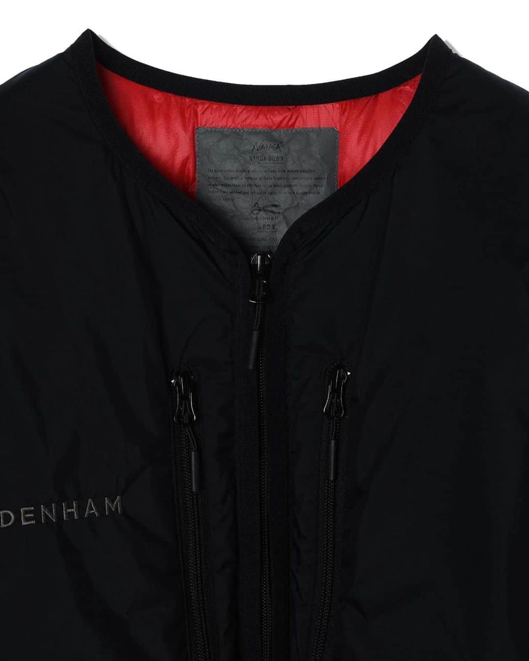 denham_japanさんのインスタグラム写真 - (denham_japanInstagram)「NGDH MOUNTAIN LINER 2.0 BLACK / NAVY ¥66,000-in tax 【2023年10月28日(土)発売】  最高級のポーリッシュホワイトグースダウンを70g封入したこのモデルは、晩秋から少し肌寒い春先まで活躍できる万能アイテム。 70gというダウン量は、インナーとしてもアウターとしても着用する事が可能。 表生地にはNANGAオリジナル素材のオーロラテックス®️を使用。裏生地には15dnリップストップナイロンを使用しているため柔らかな着心地で、体温を効率よく空気層へ伝えることができるため素早く体を温めることに優れています。  Down fill : SPDX ( Polish white goose down 93% - feather 7% ) 860FP 70g Body fabric : Aurora Tex®️ Lining fabric : 15dn Ripstop Nylon Functions : Water repellent, wind proof  @nanga_official @denham_japan_by_aki_negishi #denham #denhamjapan #nanga #downjacket #madeinjapan #デンハム #デンハムジャパン #ナンガ #ダウンジャケット #ライナージャケット」10月24日 16時05分 - denham_japan_by_aki_negishi