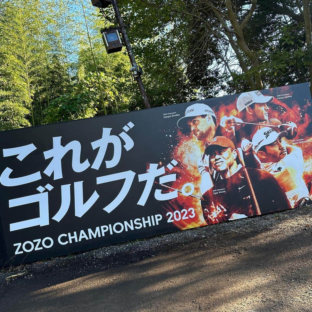 YAMADAARISAさんのインスタグラム写真 - (YAMADAARISAInstagram)「@zozochamp  #zozochampionship 2023⛳️ 最終日に行ってきたよ〜！  @mariiina_mama  @mariiina_golf  まりーなが誘ってくれて 私は初のゴルフ観戦🏌️‍♂️⛳️  プロゴルファーのプレー姿を 間近で見れることなんてないから、 とっても貴重な体験だった😳  飛距離エグかったなー  イベントブースもたくさんあって とっても楽しかったー🐒❤️  会場でバッタリ〜🙌 @sabu_golf さぶちゃんと初めましてな日👏 ゴルフ女子と新しく繋がれるのって嬉しい〜🥹🩵  #zozochampionship2023 #zozochampionship  #pgatour #golf #progolfer #golflife #neweragolf #golffashion #golfwear  #習志野カントリークラブ #ゴルフコース  #ゴルフ #初めての #ゴルフ観戦 #ゴルフ女子 #ゴルフ仲間 #ゴルフ好き #ゴルフ動画 #ゴルフコーデ #ニューエラゴルフ #ゴルフバッグ #martygolf #サングラス女子 #eyevol #アイヴォル #スポーツ女子 #ゴルフ好きと繋がりたい #ゴルフ女子と繋がりたい」10月24日 16時20分 - _arisaru73_