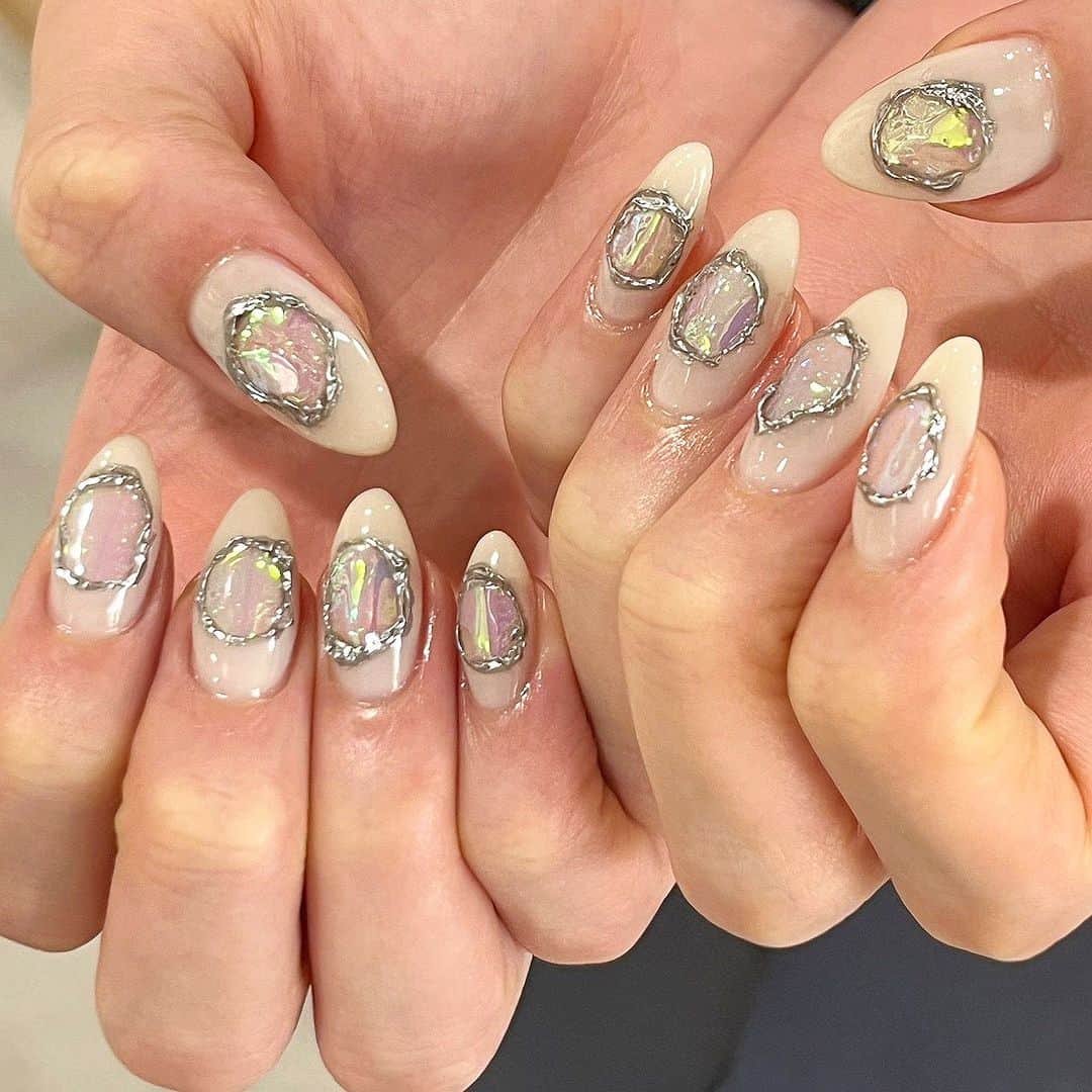 inthinkのインスタグラム：「🌈💎@miyoshi.aa  designed by @inthink._623nail   ＿＿＿＿＿＿＿＿＿＿＿＿＿＿＿＿＿＿＿＿  ℡ 03-6418-5091  〒150-0001 東京都渋谷区神宮前6-23-6浅井ビル5F  inthink」