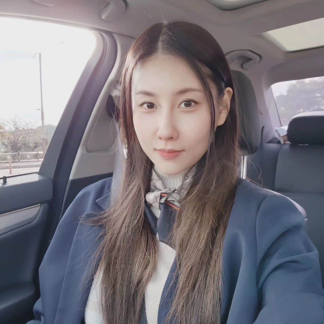 ステファニーのインスタグラム：「까꿍🩷」