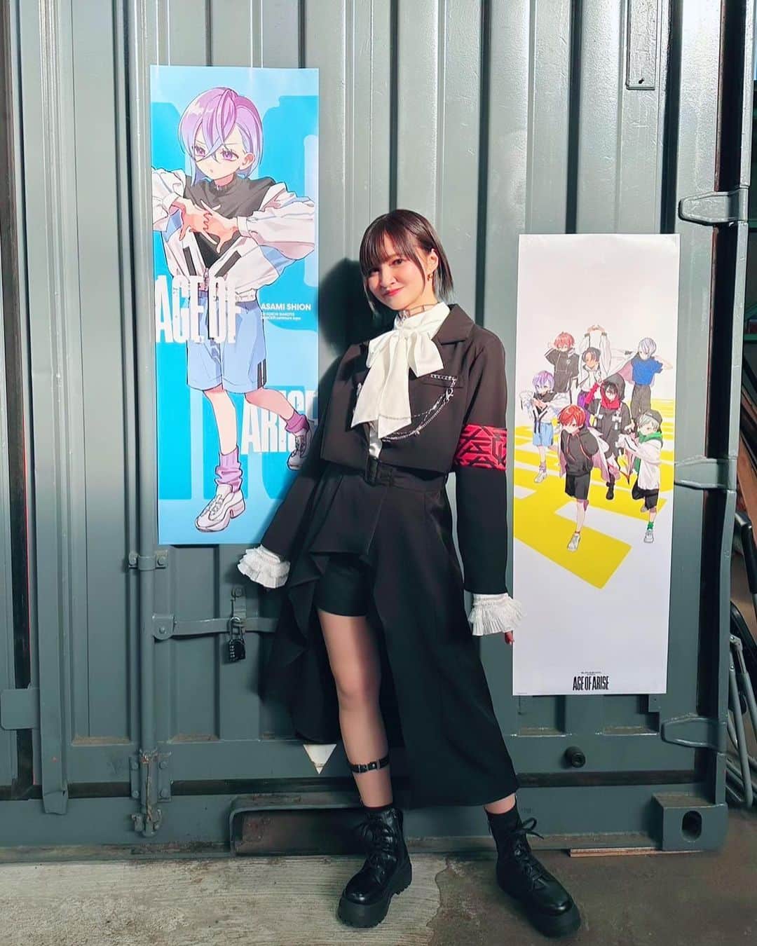 小市眞琴のインスタグラム：「❤️本日の衣装🖤 BURNS SKOOL-バーンズスクール- 1st LIVE AGE OF ARISE お越しいただいた皆さま、ありがとうございました！！ Nameless PRidE 浅海星桜 個別衣装 を着用させて頂きました！  みんなとの思い出写真はまた後ほど！ #バーンズスクール #バンスク」