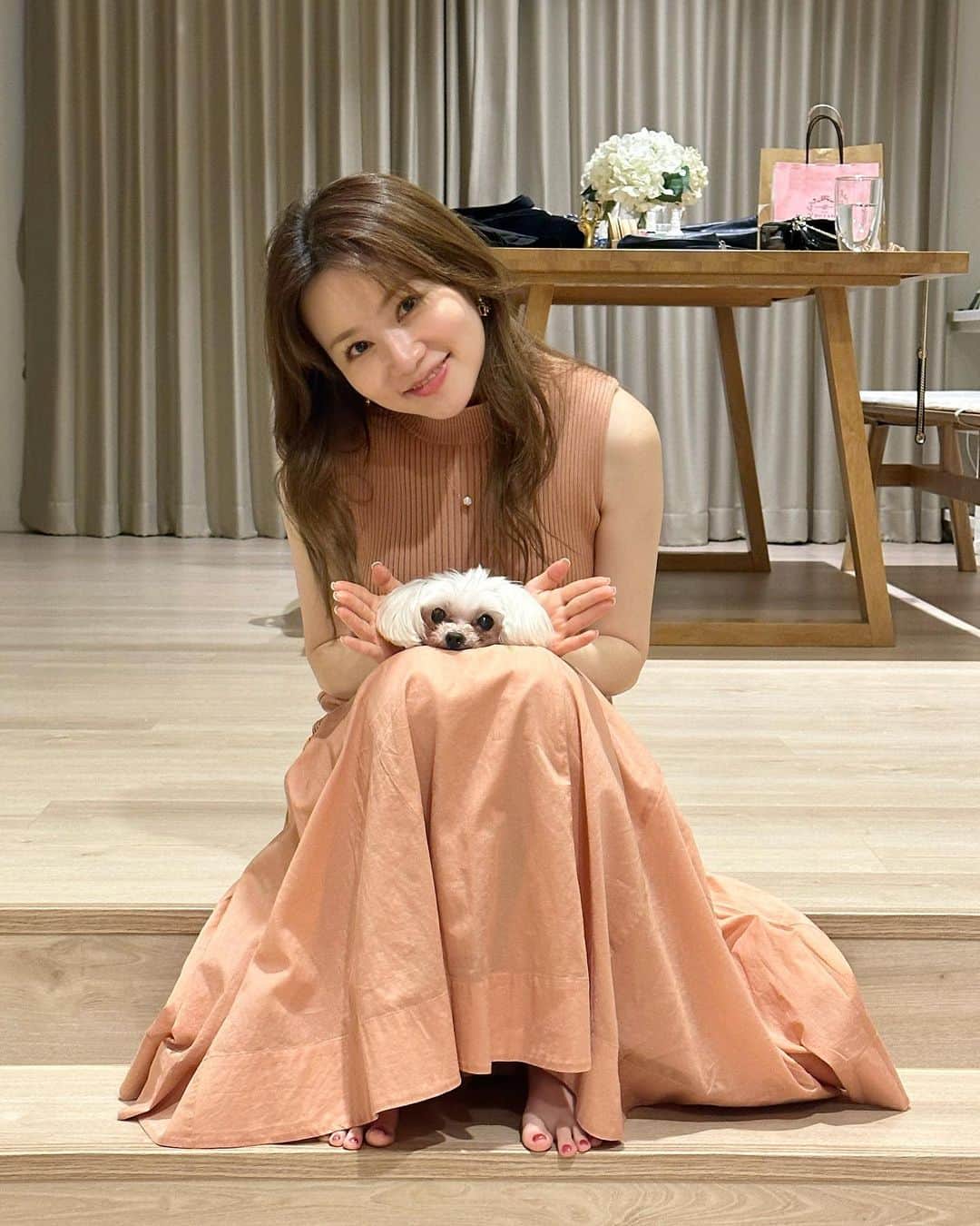 松本未夢さんのインスタグラム写真 - (松本未夢Instagram)「with Milk 🐶🍼🩷 . . . รักนะ😘🫶🏻 . #มิมุ #ไม่ใช่มุมิ #みーむー #หมา #マルチーズ #maltese」10月24日 17時30分 - miiimuuu_chan