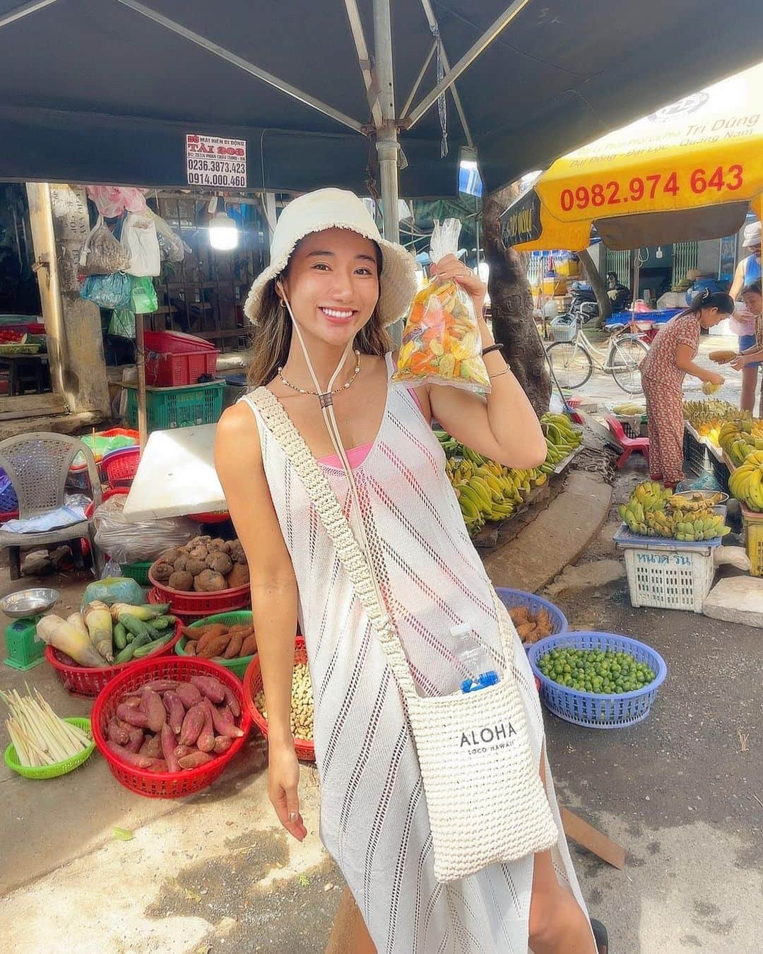 MAIMAIさんのインスタグラム写真 - (MAIMAIInstagram)「Vietnamdanang  trip day 3💕 ベトナムダナン🇻🇳女子旅3日目ですやん めっちゃ楽しいやんけ @surfshackdanang で寝起き30分でサーフィンしてローカルフードを食して市場で買い物🏄‍♀️🫶💓 南国まじ最高かいな🫰🏝️ どこもYouTube撮れ高ありすぎて編集が楽しみ🤣🤣 【まいまいですやん】是非みてね💓  #まいまいですやん  #ベトナムダナン  #surfshackdanang  #ベトナム  #vietnamtravel  #ベトナム旅行  #ベトナムサーフィン  #ベトナム観光 #danang  #danangfood  #danangcity」10月24日 17時38分 - maimaidesuyan