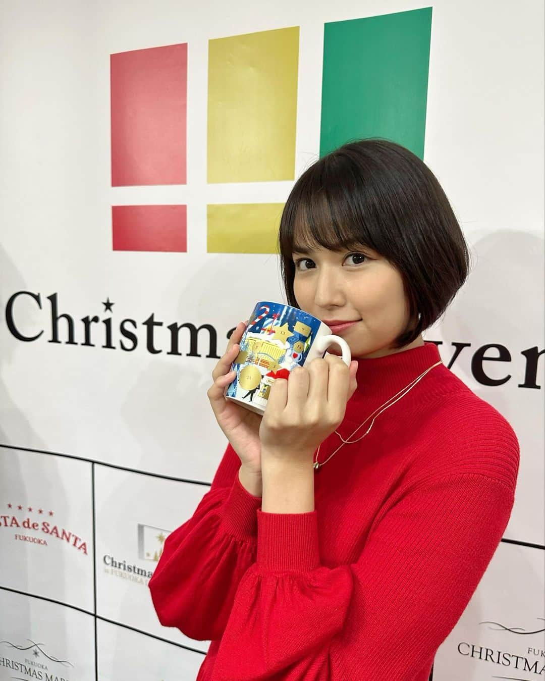 新谷あやかのインスタグラム：「・  この度私達ばりやわとんこつ🍜が、『福岡Christmas advent』の広告大使に就任させていただきました🎄✨  ・  とっっても嬉しい🥰  福岡の冬のお祭り『Christmas advent』は、イルミネーションも博多、天神、中洲までずーーっと点灯していて、ホットワインやいろんな出店で食べ歩きも出来て、本当に楽しいイベントやけん皆さん絶対遊びに来てください🤩！  冬の福岡も盛り上げるばい⛄️♡ ・  随時詳細お知らせしていきます！！😘」