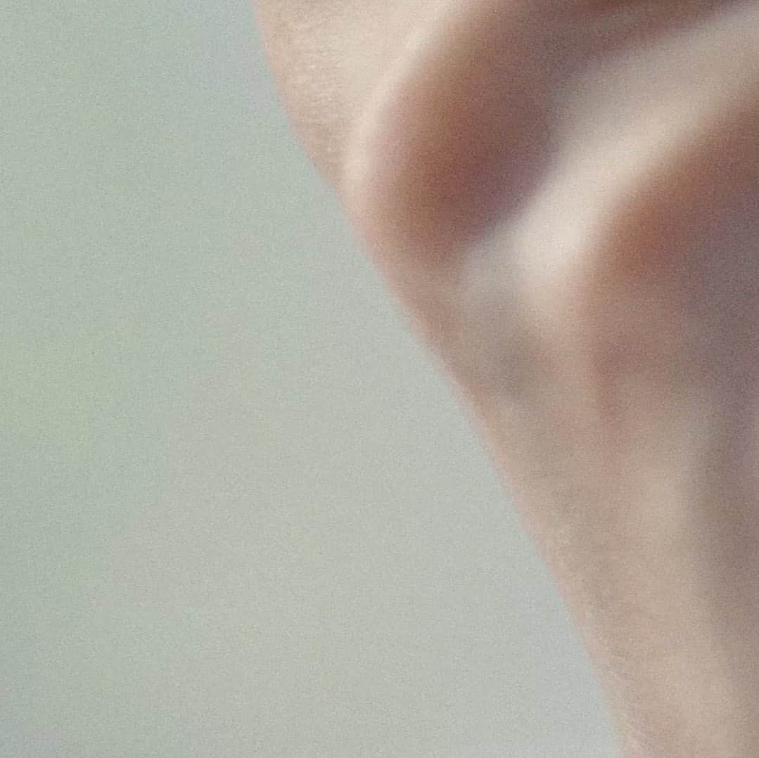 SHINeeのインスタグラム：「TAEMIN 태민 ’Guilty‘ MV Trailer  〖Guilty - The 4th Mini Album〗 ➫ 2023.10.30 6PM KST  #TAEMIN #태민 @xoalsox  #SHINee #샤이니 #Guilty #TAEMIN_Guilty」