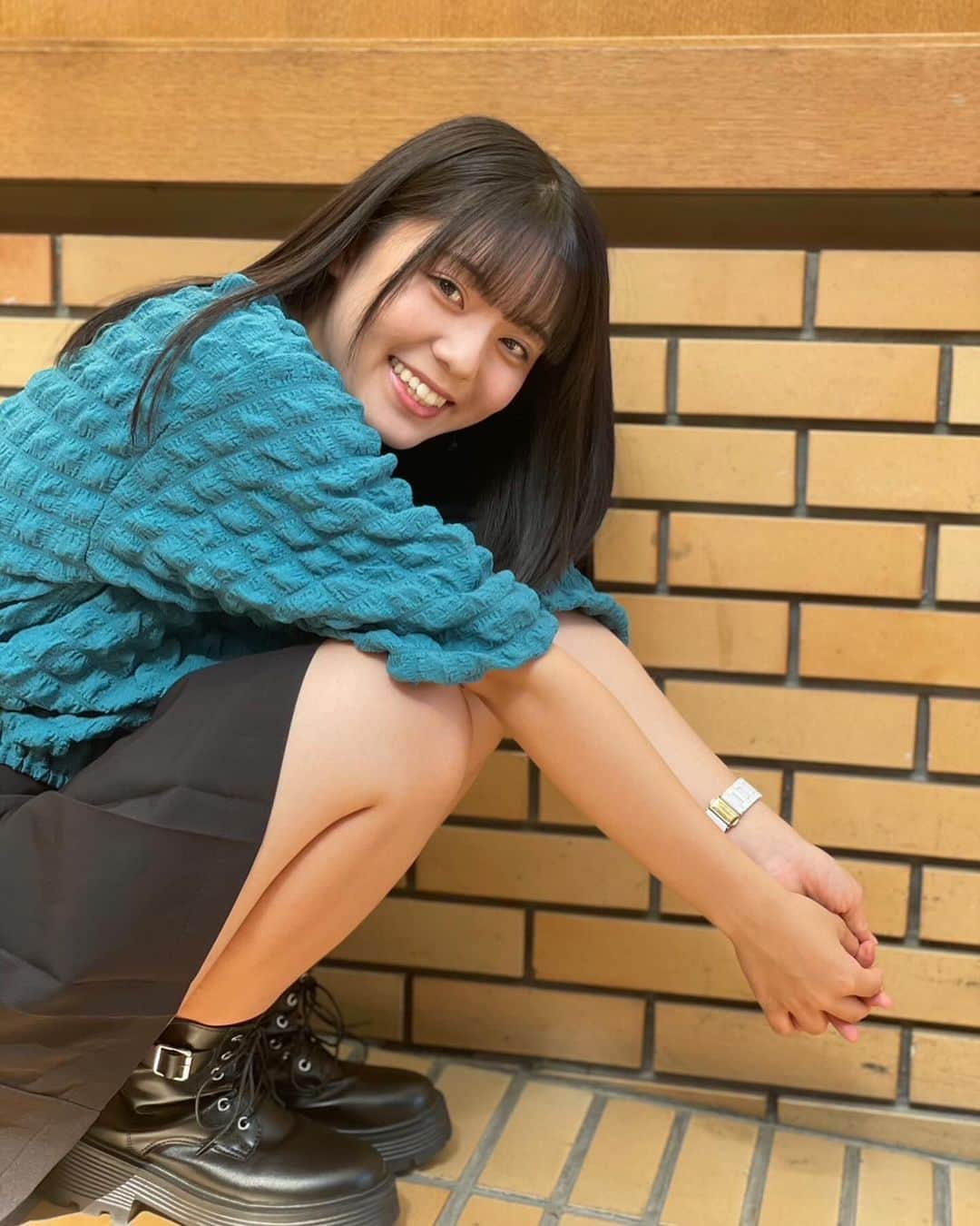 のインスタグラム：「先日モーニング娘｡'23のコンサートに行ってきました💛推し活です🌼沢山パワー貰ったよ🫶💕 またほまちゃんと遊ぶ日を楽しみに頑張るよ～🩵 ②枚目は妹ᒼᑋªⁿ✿とツーショット! Σpω･´)  #松島かのん #制コレ22 #準グランプリ #カメラ女子 #推し活 #コンサート #黒髪 #セミロング #jk #ljk #17歳 #06 #follow #followme」