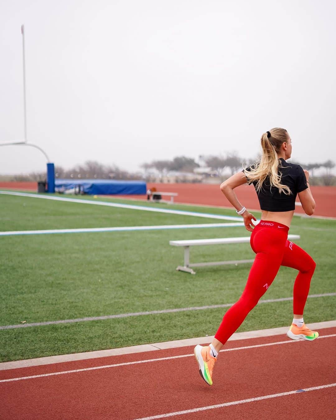 アンナ・リシコヴァさんのインスタグラム写真 - (アンナ・リシコヴァInstagram)「Just some run pics to say “my journey going to be great “🙌🏻  #nike #running #runninglife #nikepro #nikerunning #nikevaporfly #runner #runningjourney」10月24日 18時33分 - anna_ryzhykova