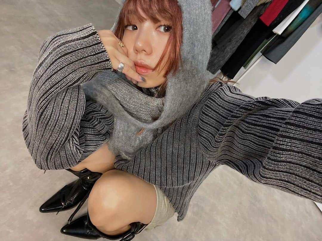 室原彩夏のインスタグラム：「ㅤㅤㅤㅤㅤㅤㅤㅤㅤㅤㅤㅤㅤ 11月look book撮った🩶 今年ほんとグレーがｽｷ ㅤㅤㅤㅤㅤㅤㅤㅤㅤㅤㅤㅤㅤ #LAGUAGEM」