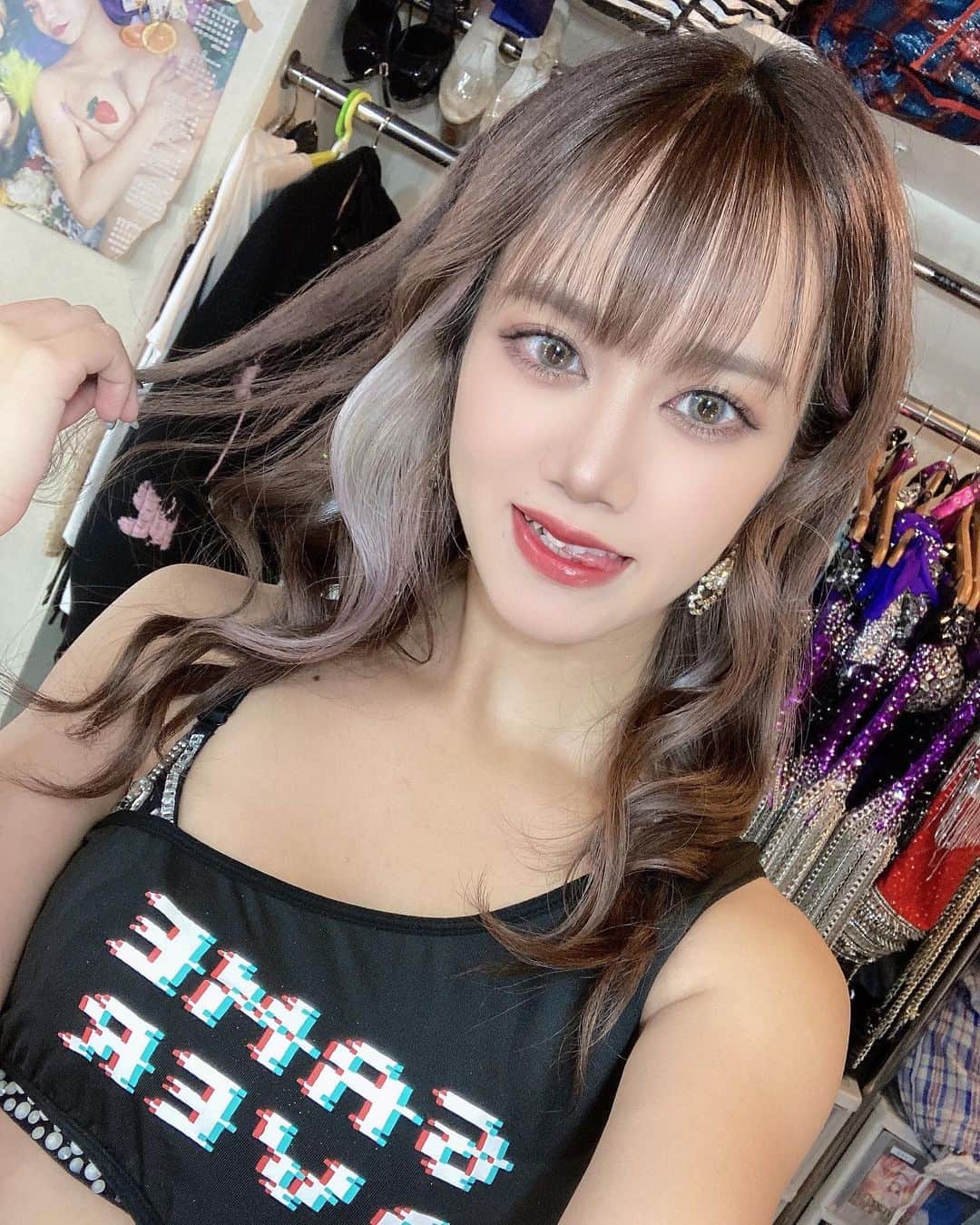 JULIEのインスタグラム：「今週バースデーの撮影あるの楽しみ💓 11/16ぼくの誕生日みんな覚えててくれてるかな💭  #パリオン #バーレスク東京 #Tokyo #スニーカー女子 #小悪魔ageha #showclub #showDancer #fashion #l4f #l4l #selfie #ビジョビ#gal #followforfollowback #水着 #水着ギャル #Japanese #Japanesegirl #Japanesegravure #Love #Instagood」