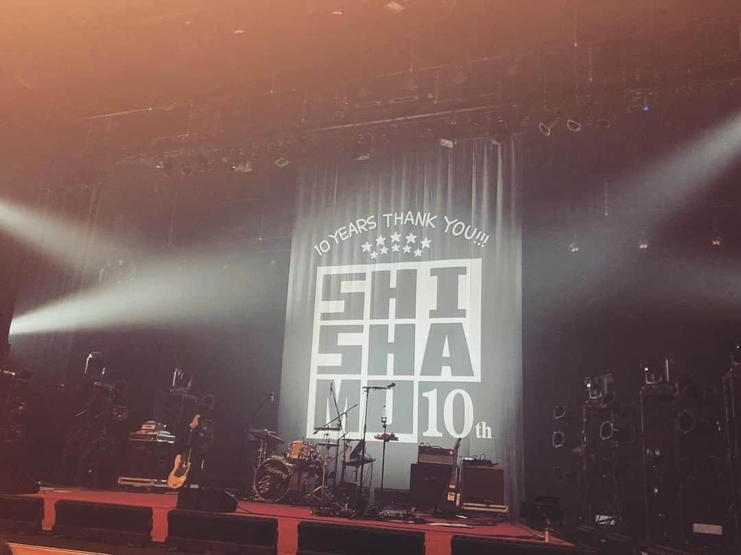 若松駿太のインスタグラム：「🐟🎤 #初ライブ#shishamo」