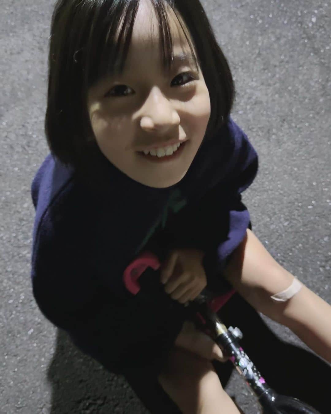 くーちゃんさんのインスタグラム写真 - (くーちゃんInstagram)「一輪車乗ってる」10月24日 22時00分 - morike_wani_kuchan