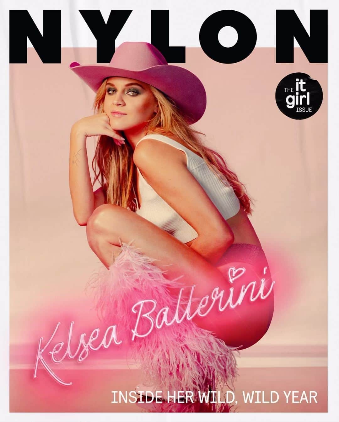 Nylon Magazineのインスタグラム：「Introducing NYLON’s 2023 It Girl cover star, @KelseaBallerini. After channeling a public divorce into the best music of her career, the singer is saying goodbye to her 20s and hello to new love. “I literally feel like there was not one more drop of my 20s I could have wrung out,” the country star says. “I’m ready to be a grown-up now, that’s so hot to me.” At the link in bio, Ballerini sits down with @mccarthylauren to talk embracing what’s next.  Photographer: @ryanpfluger Stylist: @tiffanyreid Set Designer: @not.thestate Grooming/Hair: @davidvoncannon Makeup: @kdeenihan Manicure: @akinailsnyc Talent Bookings: @specialprojectsmedia Photo Director: @heartattackack Editor in Chief: @mccarthylauren SVP Fashion: @tiffanyreid SVP Creative: @karen.hibbert」