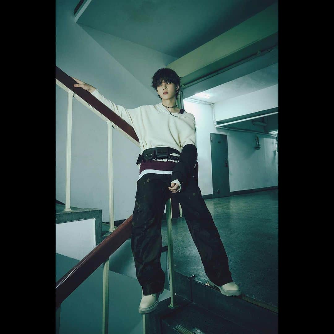 SMエンターテインメントさんのインスタグラム写真 - (SMエンターテインメントInstagram)「WayV The 2nd Album 'On My Youth' 'Day & Night' Teaser Image #KUN  【On My Youth - The 2nd Album】 Digital Album ➫ 2023.11.01 (CST/KST) Physical Album ➫ 2023.11.08 (CST/KST)  #WayV #威神V  #OnMyYouth #遗憾效应 #WayV_OnMyYouth  #WayV_OnMyYouth_遗憾效应  💿Pre-order https://WayV.lnk.to/On_My_Youth」10月24日 22時02分 - smtown