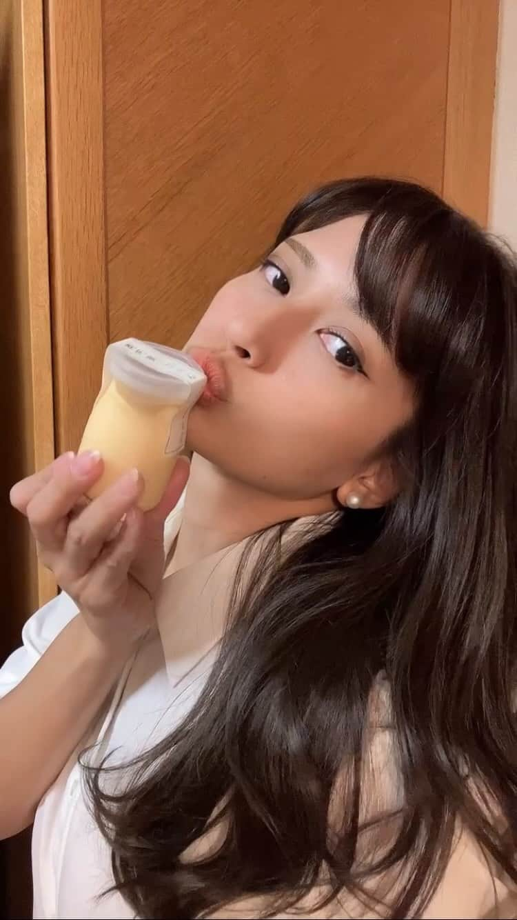 大川真代のインスタグラム：「♡  奥阿賀ぷりん最高に美味しかった🍮✨ 楽天でゲットしてみて(*'▽'*)❤️  PR @lps0615 #ぷりん #新潟スイーツ #お取り寄せスイーツ #お取り寄せぷりん #楽天市場 #きりん堂 #lps」