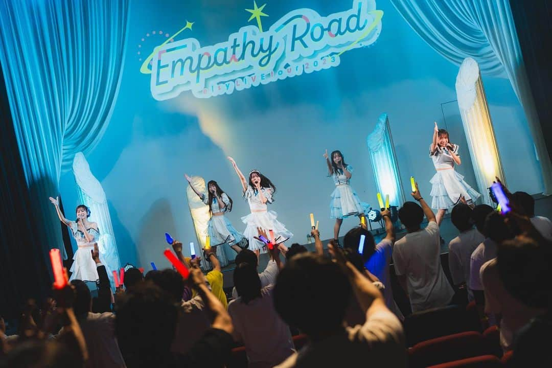 elsyさんのインスタグラム写真 - (elsyInstagram)「2023.10.20 Fri. elsy LIVE tour 2023 ~ empathy road “FINAL” ~ @ ヒューリックホール東京  Photo by @yuukisaruta   たくさんのご来場 本当にありがとうございました✨ 5年目のelsyも応援を よろしくお願い致します🫧  #elsy #elsyphoto #elsy全国ツアー2023 #elsy4周年  #愛森ちえ #新井椎夏 #橋本せいな #塩野響子 #天瀬叶梛」10月24日 22時15分 - elsyidol