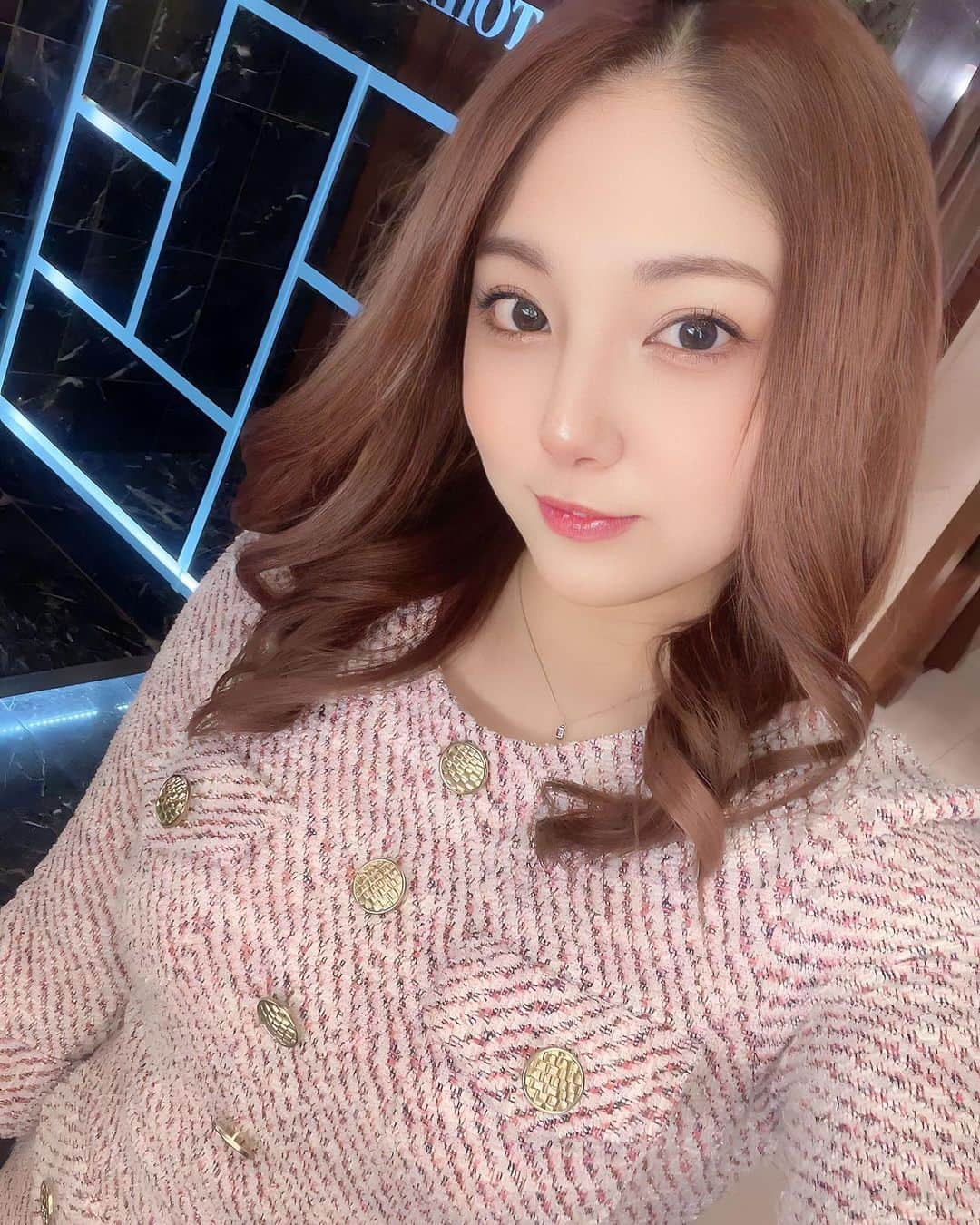 寒河江春紀のインスタグラム：「‪ꔛ‬♡‪ 出勤したよー！ 明日インフルの予防接種😭 注射嫌いじゃないけど、早起きツラい🥹w  #バルセロナグループ #ピーアンドジェー #札幌 #すすきの #ススキノ #キャバクラ #キャバ嬢 #キャバクラ嬢 #ニュークラブ #ニュークラ #ニュークラ嬢 #キャバ #ラウンジ #ラウンジ嬢 #ガールズバー #ホステス #すすきのキャバクラ #すすきのキャバ嬢 #すすきのグルメ #札幌旅行 #美人 #美女 #可愛い #可愛い女の子 #銀座 #六本木 #北新地 #錦 #中洲 #オタク」