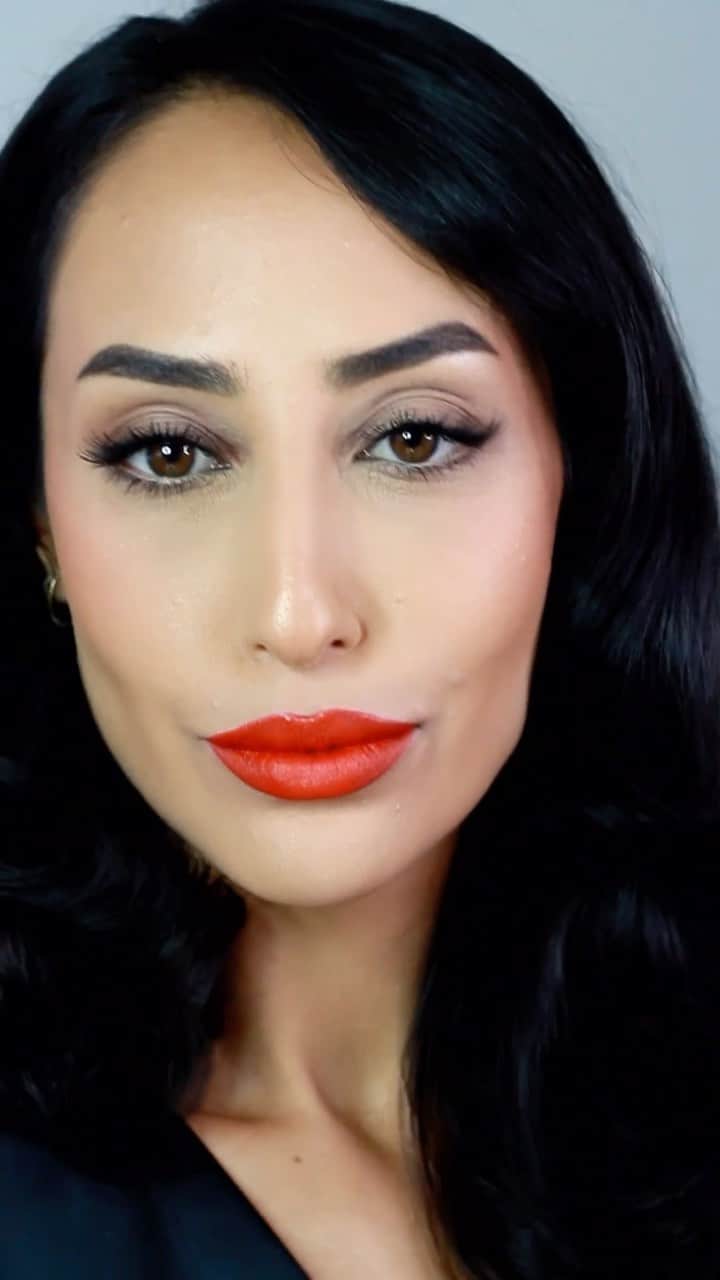 のインスタグラム：「All day. All night. With 12 hours of bold matte wear, Powermatte High-Intensity Lip Pencil takes you there.  NARS Artist @its.the.diana wears shades: Born To Be Wild  Endless Love  Cruella  Dragon Girl  Kiss Me Deadly」