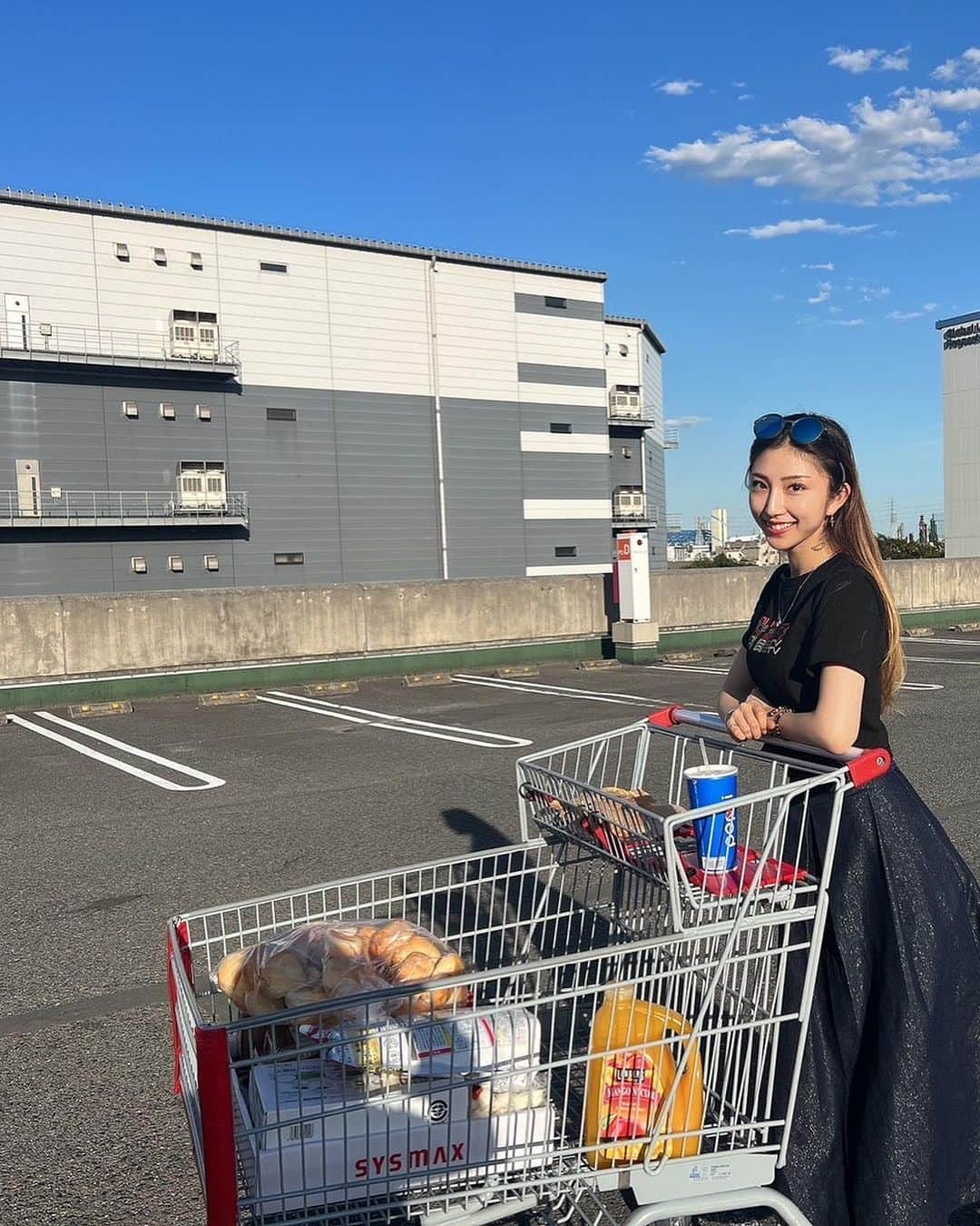 鈴木真梨耶さんのインスタグラム写真 - (鈴木真梨耶Instagram)「🕶️👶  . . #costco #food #americangirl  #friends #love #thankyou . . #love #thankyou #loveandthankyou  #MaRiyaSong  #love  #family #sister #brother」10月24日 22時27分 - mariya_suzuki