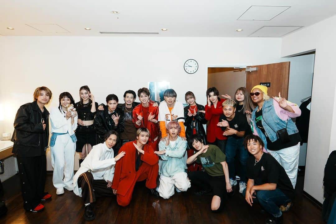 GASHIMA のインスタグラム：「J-POP FES IN TOKYO ありがとうございました🙏  It feels so good to be back in Tokyo. Thank Miiakiis, GENIC and  everyone of y'all for this beautiful night🤝」