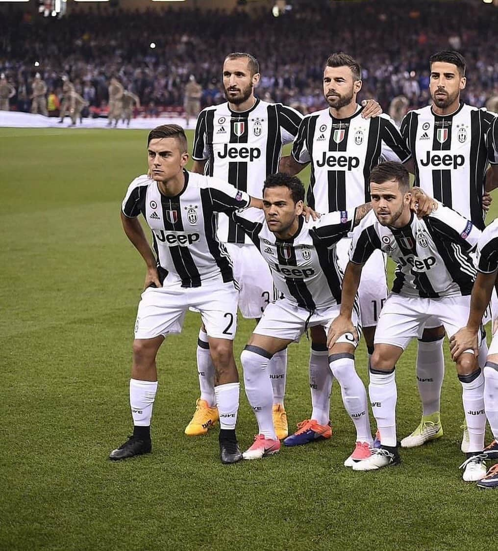 ポール・ポグバのインスタグラム：「Ma quanto era forte quella Juve?! 😍🥲」