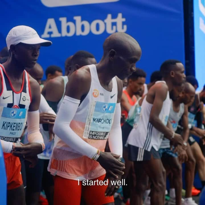 アボットジャパンのインスタグラム：「Making history, made possible by good health.  One month ago, @kipchogeeliud became the first person to win the @berlinmarathon five times, reminding us all that at our best, anything is possible. We’re proud to support his history-defining, limit-breaking journey.   #AbbottWMM #lifetothefullest」