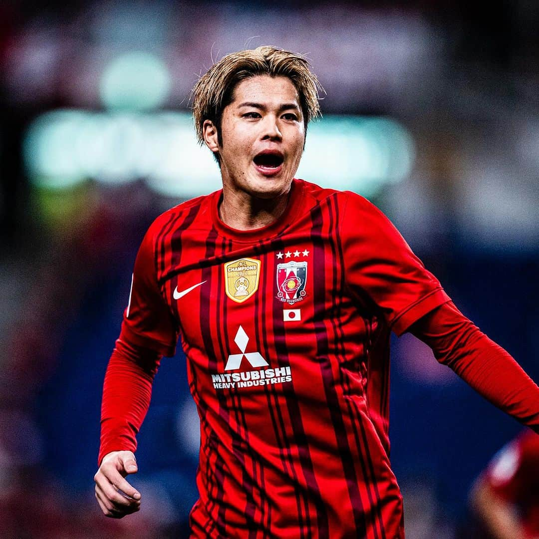 浦和レッドダイヤモンズさんのインスタグラム写真 - (浦和レッドダイヤモンズInstagram)「10.24 #ACL 2023/24 グループステージ MD3 浦項スティーラーズ戦  次戦 明治安田生命J1リーグ 第31節 10.28(土) vs 鹿島アントラーズ 県立カシマサッカースタジアム・14時キックオフ  𝑵𝑬𝑿𝑻 𝑴𝑨𝑻𝑪𝑯 Meiji Yasuda J1 League 31st sec 10.28(Sat) vs Kashima Antlers Kashima Soccer Stadium 14:00KO  #ACL浦和カメラ #髙橋利樹 #ブライアンリンセン #西川周作 #伊藤敦樹 #荻原拓也 #小泉佳穂 #中島翔哉 #酒井宏樹 #大久保智明 #明本考浩 #urawareds #浦和レッズ #WeareREDS #サッカー」10月24日 22時42分 - urawaredsofficial