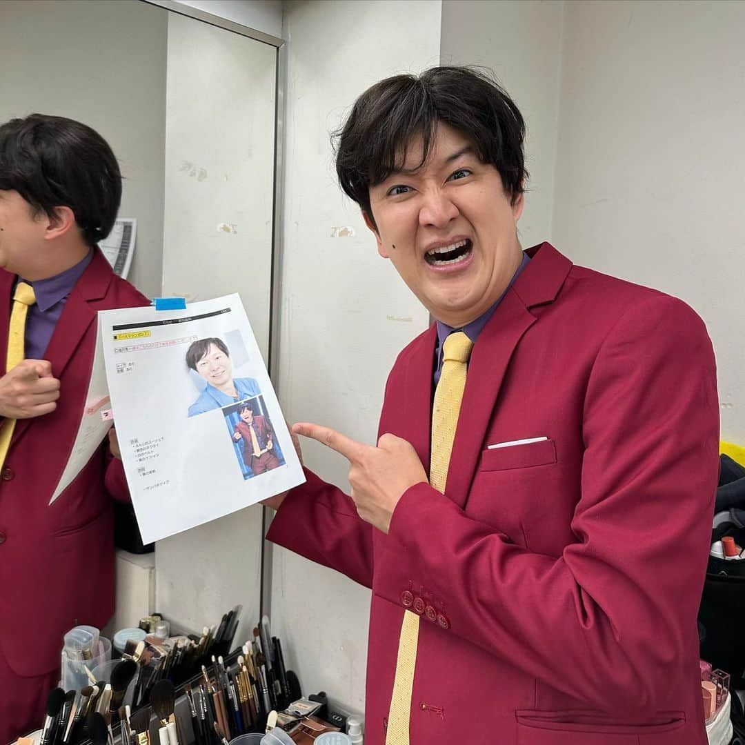 むらせさんのインスタグラム写真 - (むらせInstagram)「ものまねGPはマシンガンズさんのマネを一人二役でした🎙️練習してたら古賀さんに撮られたw #マシンガンズ #古賀シュウ #太田プロ #タッツィーネ さんと久しぶりに^ ^ #ものまねGP」10月24日 23時42分 - murase_yuichi