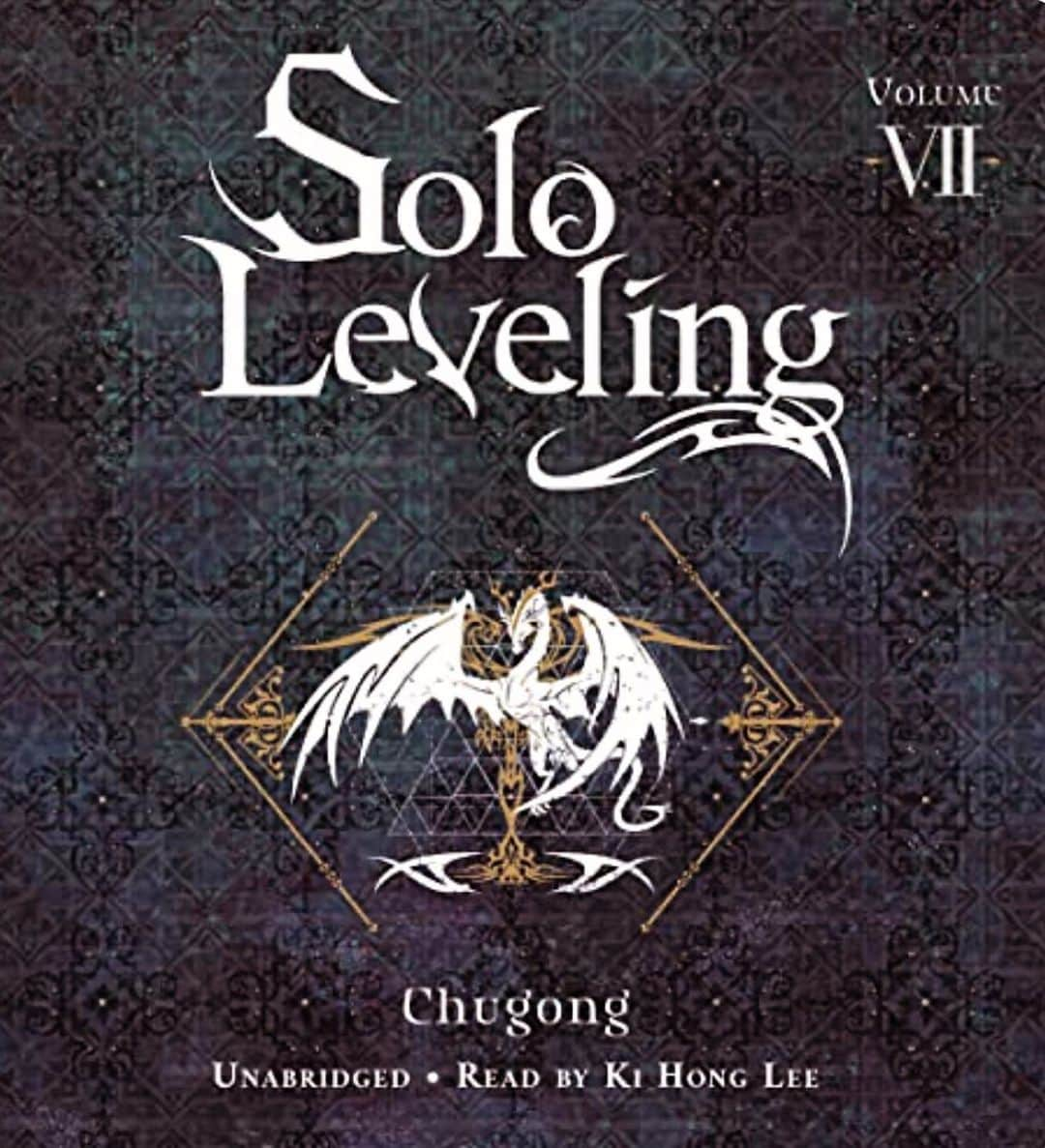 キー・ホン・リーのインスタグラム：「SEVEN and EIGHT!! Check out #sololeveling vol. 7 and 8 out now! Can’t believe I had the opportunity to complete the whole series! Directed by @caitlindaviesny !! @yenpress @hachetteaudio #audiobook #yenaudio」