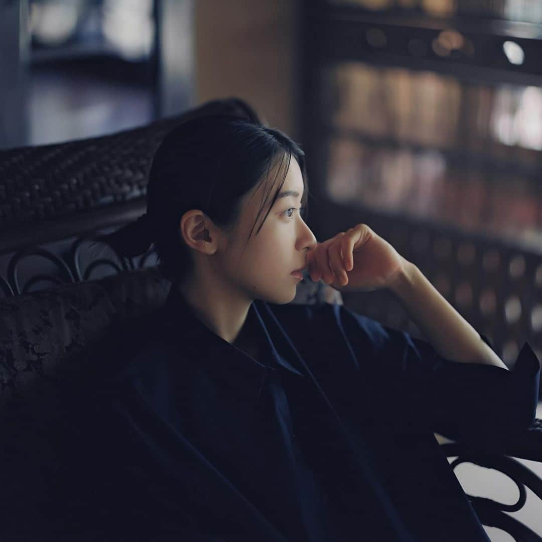 濱田英明のインスタグラム：「@narumi_05, 2023 #pentax67  for COMMERCIAL PHOTO HM @wasico  ST @miwako.tanaka.s」