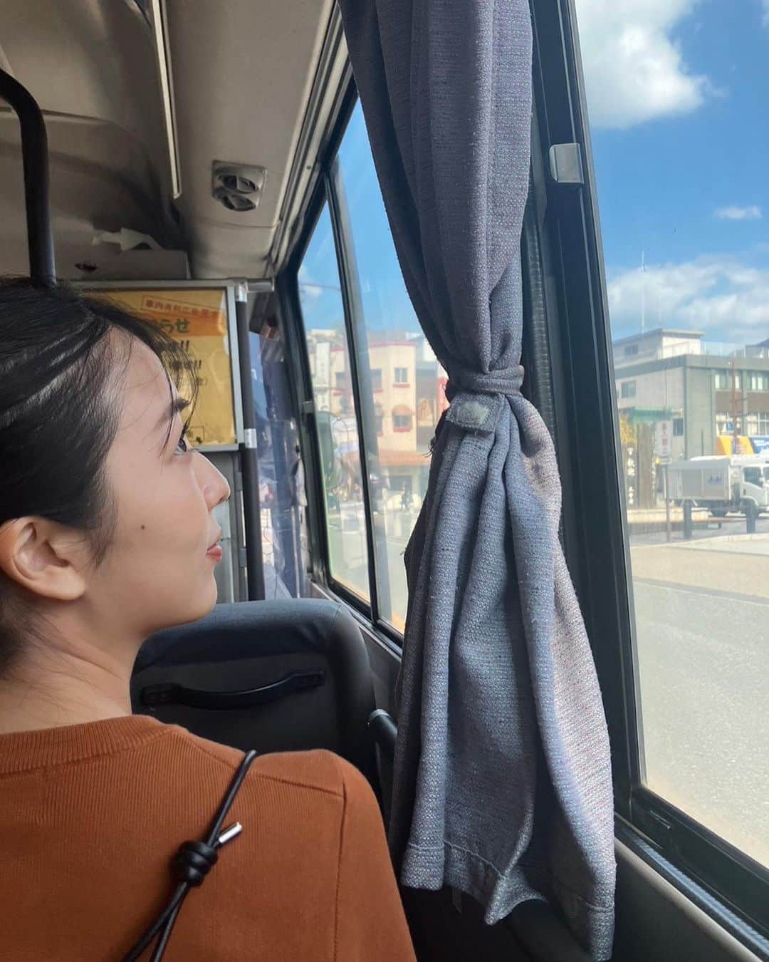 小島梨里杏さんのインスタグラム写真 - (小島梨里杏Instagram)「今月頭、福岡にいたよ〜✈️  相変わらず大好きな街。  ラスト２日は市内に出て 贅沢すぎるほどおいしいものを食らいました。  感謝。。  My days in Fukuoka earlier this month. It's still my favorite city. For the last two days,I went to Hakata City and ate so much that it was too luxurious.thanks so much for everything.」10月25日 0時00分 - r_riria