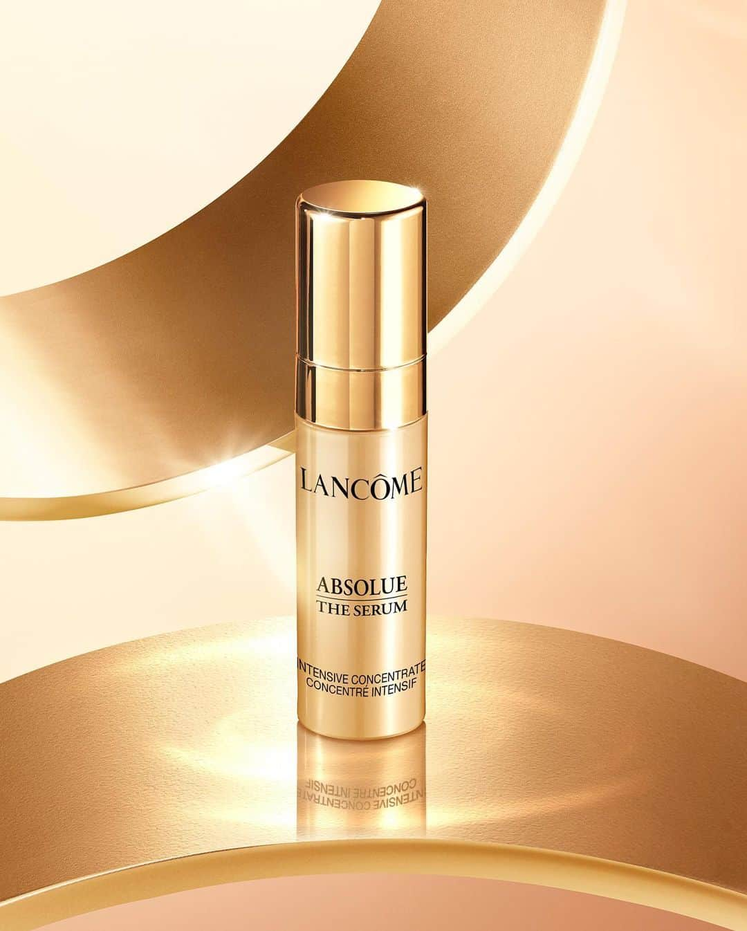 Lancôme Officialさんのインスタグラム写真 - (Lancôme OfficialInstagram)「Unleash the power of gold for perpetual youth. Start with Absolue Rose 80 Lotion to soothe the skin, followed by The serum to re-establish skin’s density. Finish with the Soft Cream and Eye Cream to smooth out wrinkles and fine lines. And to perfect your complexion, use Absolue Fluid Foundation.  #Lancome #LancomeAbsolue #Serum #Skincare」10月25日 0時05分 - lancomeofficial