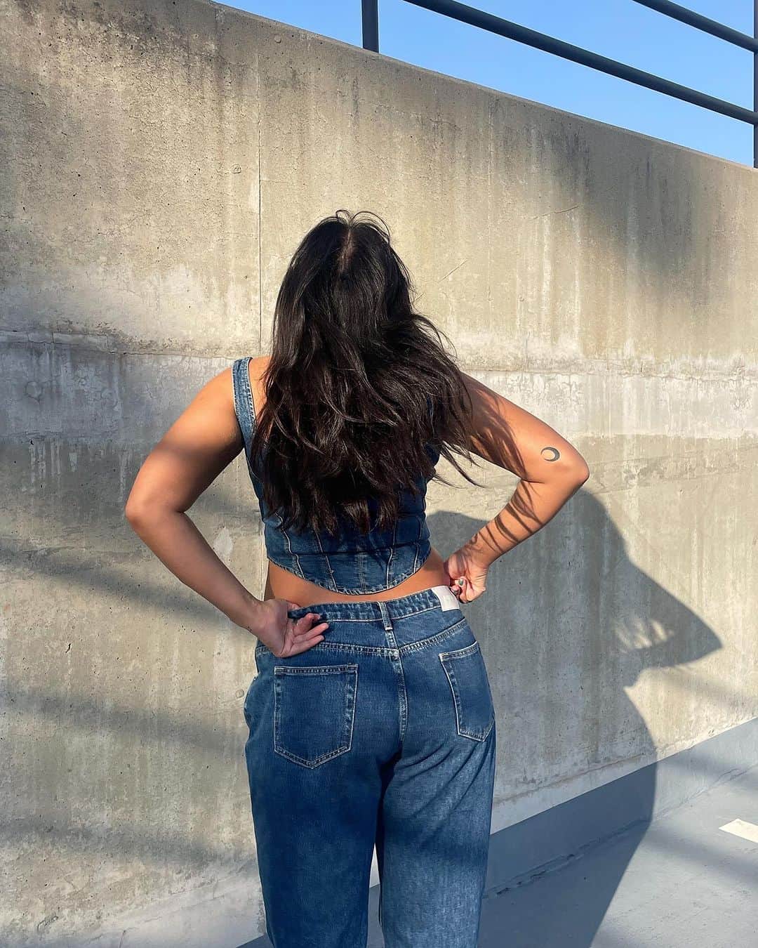 La'Tecia Thomasのインスタグラム：「Blooop」