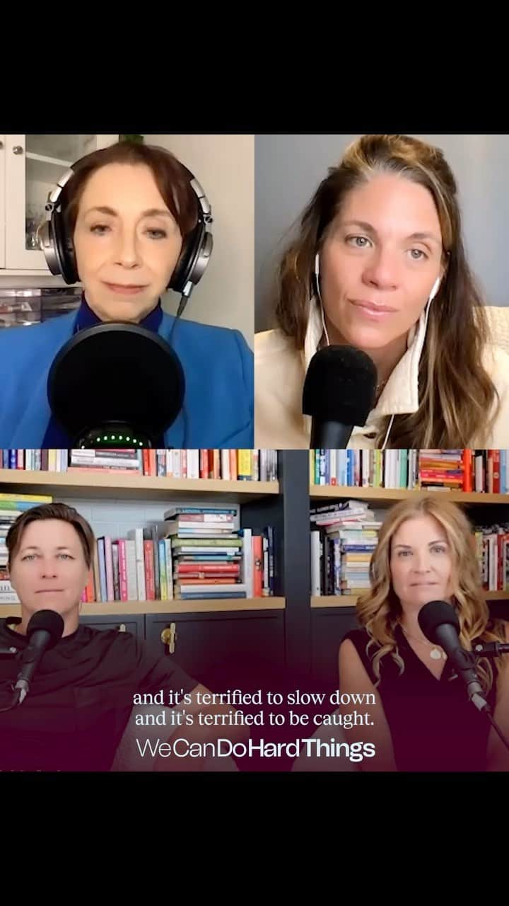 アビー・ワンバックのインスタグラム：「In today’s incredibly raw episode, Martha Beck coaches Amanda through a transformative therapeutic session to help heal her overfunctioning, resentment, and burnout. Martha uncovers the different parts of Amanda that have existed inside her since childhood – and invites them to speak, and then finally rest into peace, joy, and enoughness.   Listen to Ep 252 @themarthabeck Helps Amanda Let Go at the link in bio.」