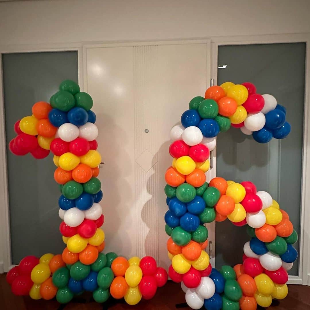 アレッサンドロ・デル・ピエロさんのインスタグラム写真 - (アレッサンドロ・デル・ピエロInstagram)「Sweet 16!! Happy Birthday 🎂 @tobias.delpiero  . . . October 22 - 2023」10月25日 0時39分 - alessandrodelpiero