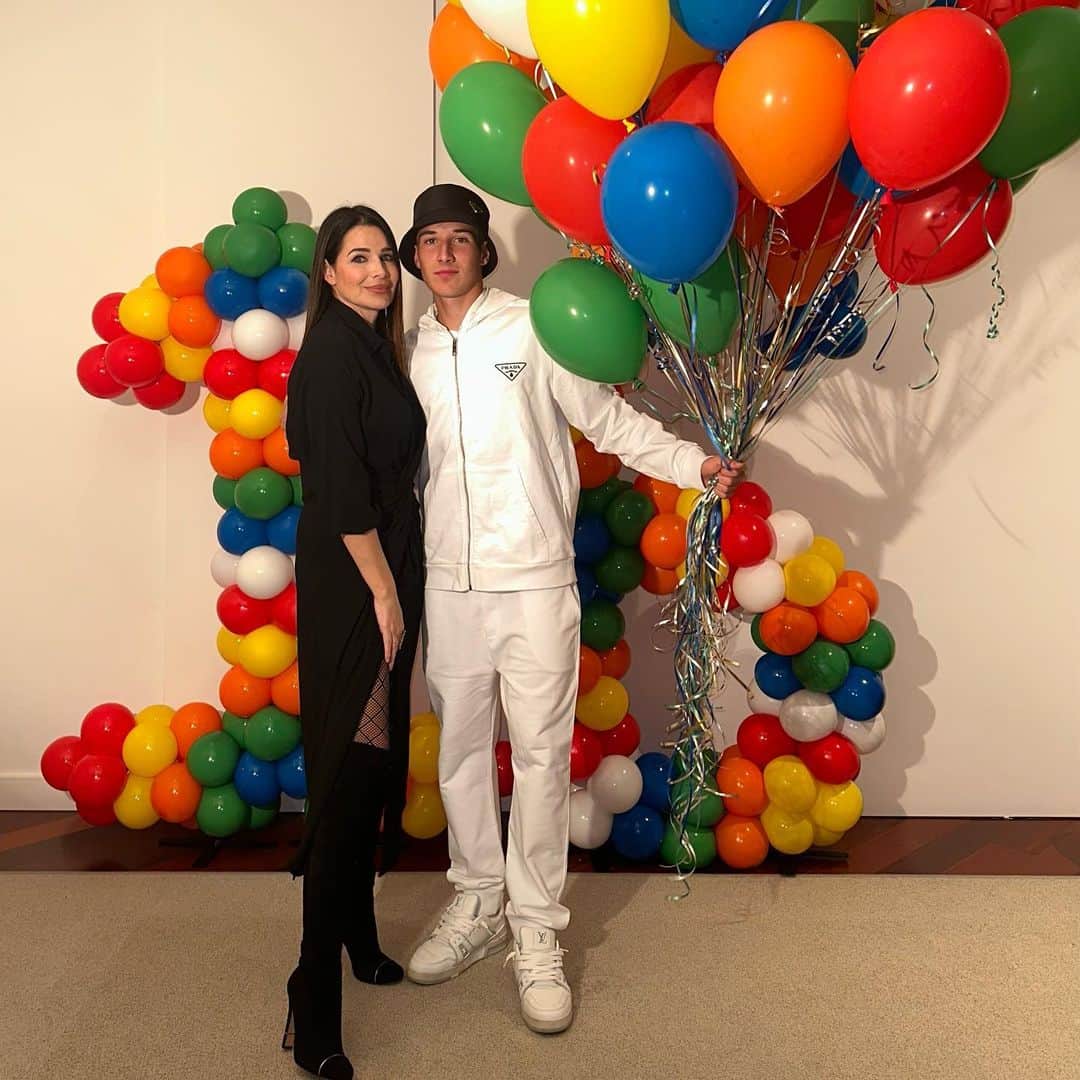 アレッサンドロ・デル・ピエロさんのインスタグラム写真 - (アレッサンドロ・デル・ピエロInstagram)「Sweet 16!! Happy Birthday 🎂 @tobias.delpiero  . . . October 22 - 2023」10月25日 0時39分 - alessandrodelpiero