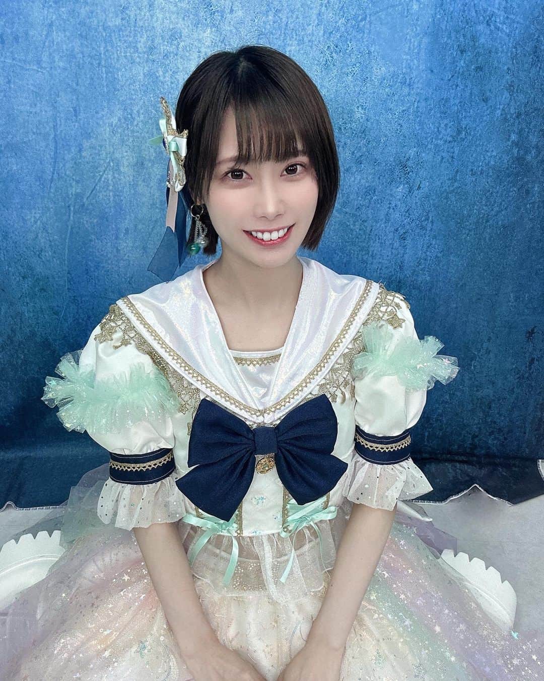 愛川こずえのインスタグラム：「誕生日です！！  今年もまたギリギリを生きていて本当に申し訳ない気持ちの中誕生日を迎えております… 自分に出来ることを確実に…そして誠実に生きていきたいです…  来年の誕生日こそは心身ともに穏やかに迎えられるように、 今日から少しずつ 周りに自分に優しく、感謝の気持ちで 日々を積み重ねていきたいなと思います…！  私を応援してくれて、 みていてくれてありがとうございます。 未熟者ですが これからもよろしくお願いいたします…👼」