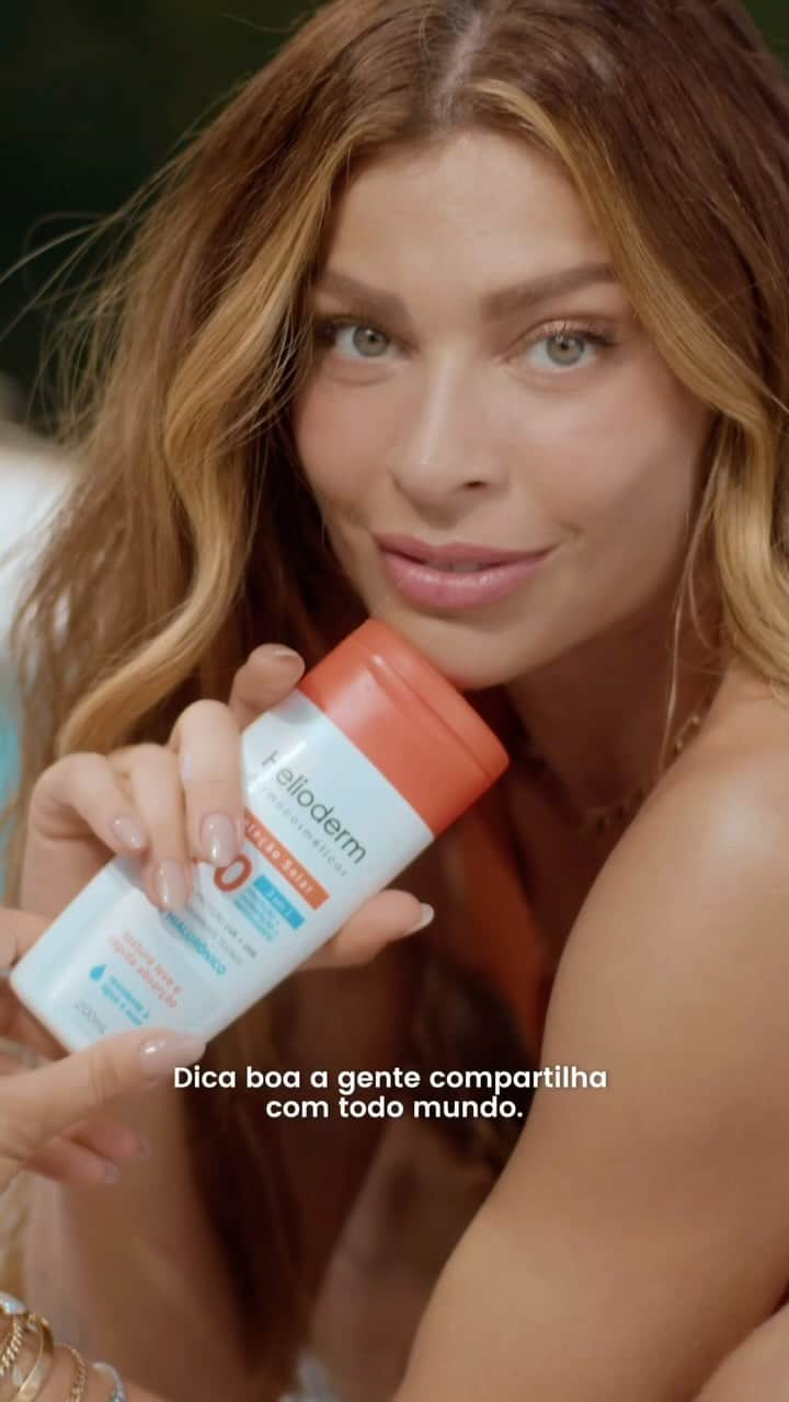 massaferaのインスタグラム：「Aproveitar o sol me faz tão bem!☀✨E a @helioderm tá comigo nesses momentos❤ A linha completa de Helioderm tem um efeito progressivo de saúde na pele, com ação multifuncional que protege e hidrata ao mesmo tempo. E o melhor: a textura é leve e a absorção é rápida. Bora espalhar o efeito Helioderm todos os dias? Dica boa a gnt compartilha😍 #EfeitoHelioderm #Publicidade @hertzfarma」