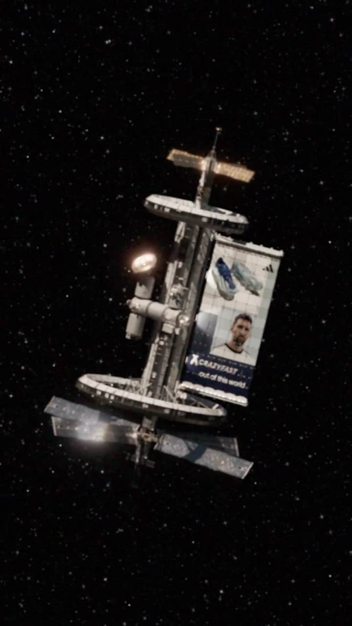 adidas Footballのインスタグラム：「o̷u̷t̷ ̷o̷f̷ ̷h̷o̷m̷e̷ out of this world 🛰️」