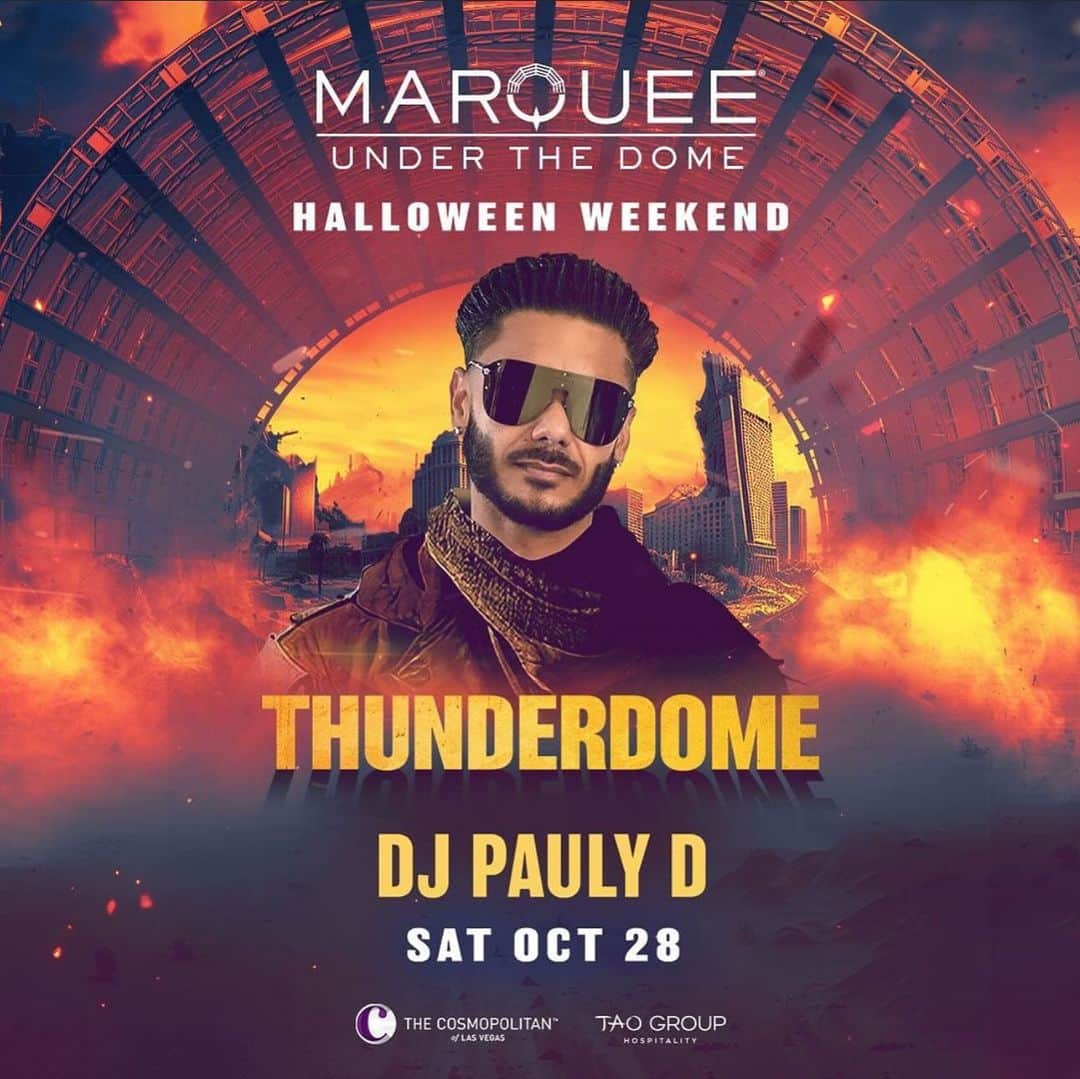 Pauly Dさんのインスタグラム写真 - (Pauly DInstagram)「LAS VEGAS This SATURDAY 10/28 I Got Ur Party Needs Covered With 2 Shows!!!! @marqueelv Day And Night!!!  Grab Ur 🎟️🎟️🎟️🎟️ And Join The Party 🎉🥳🎈🍾 🎃👻」10月25日 1時01分 - djpaulyd