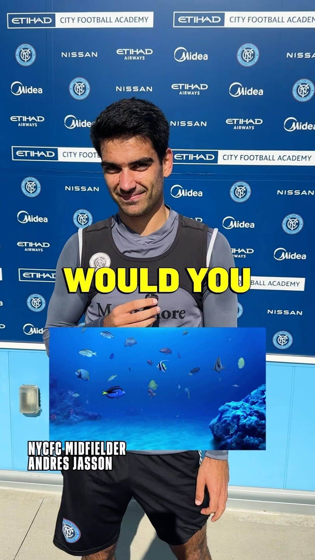 ニューヨーク・シティFCのインスタグラム：「Would you rather live underwater 🐠 or in space 🪐? See what the @nycfc players had to say 👀」