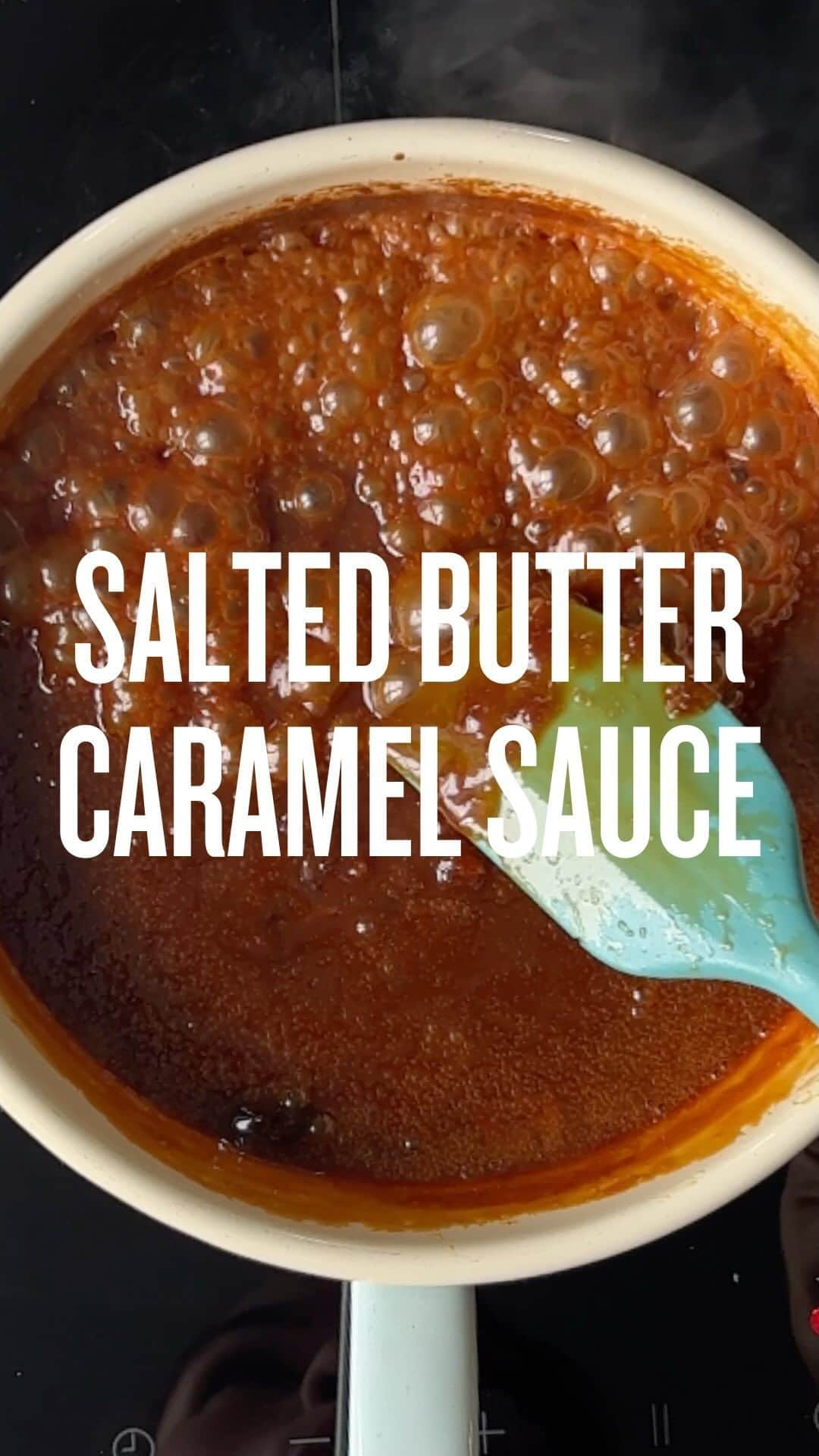 レイチェル・クーのインスタグラム：「My ultimate salted butter caramel sauce   Smooth, sweet, and gloriously rich: a sauce that can be made in minutes and then drizzled liberally  I live a little dangerously when it comes to cooking caramel: just a few seconds away from being burnt. With this approach, you get that dark cola coloured caramel, with a slight bitterness to cut through the sweetness - divine 😍  If you want this perfected recipe (it’s taken a few caramel burn tattoos to get to this final version!) head to the link in my bio and sign up to my exclusive newsletter  You’ll get the complete recipe and the extended video, with lots of insight into how to get that wonderful amber colour as well as how to know your caramel is ready ✨」